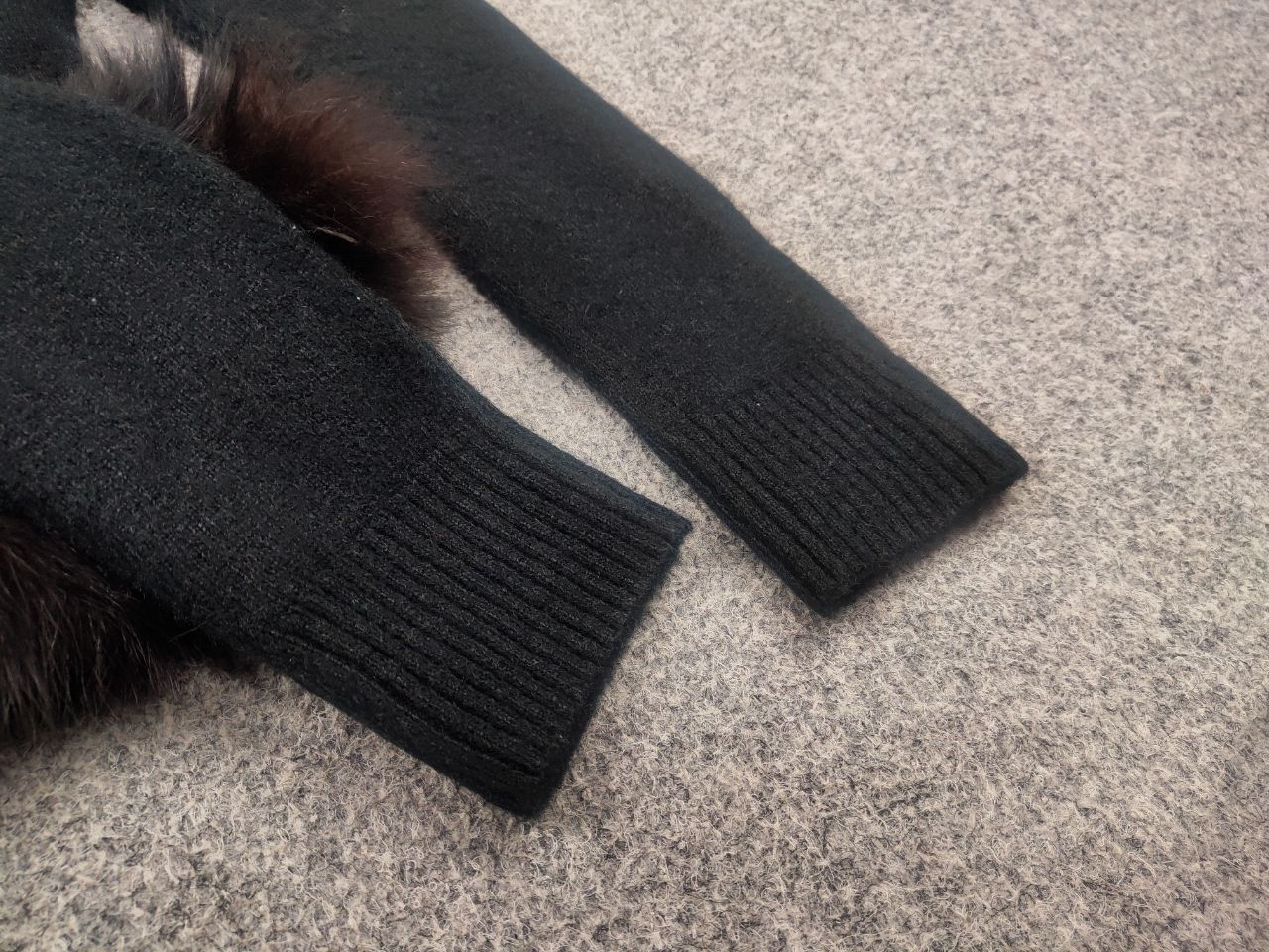 If Six Was Nine Vintage Y2K Grunge cardigan fur chains if six was nine Size L / US 10 / IT 46 - 8 Thumbnail
