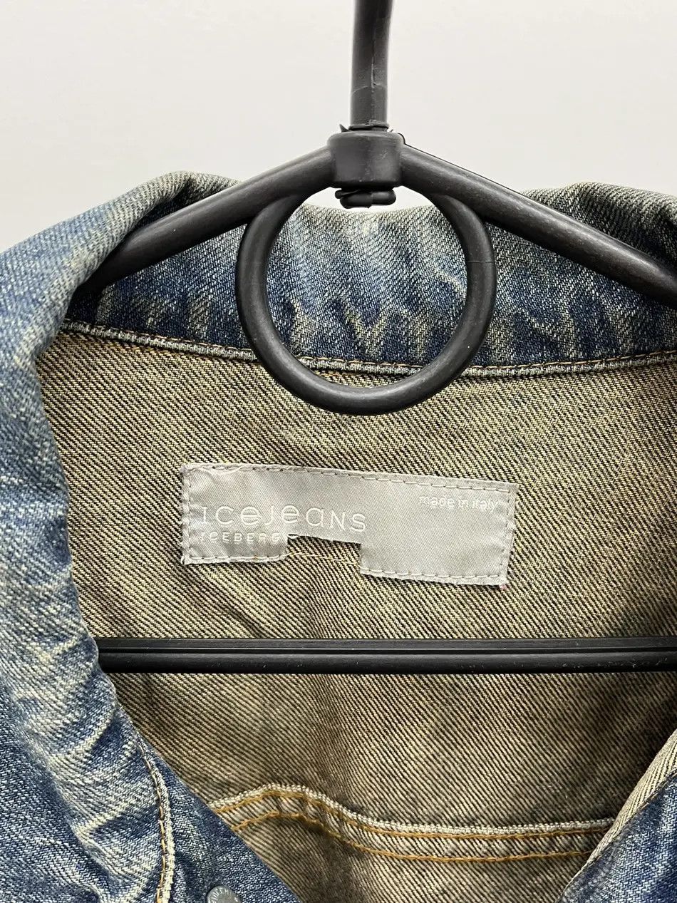 Iceberg Vintage Iceberg Jeans Washed Distressed Denim Jacket Size US L / EU 52-54 / 3 - 4 Thumbnail