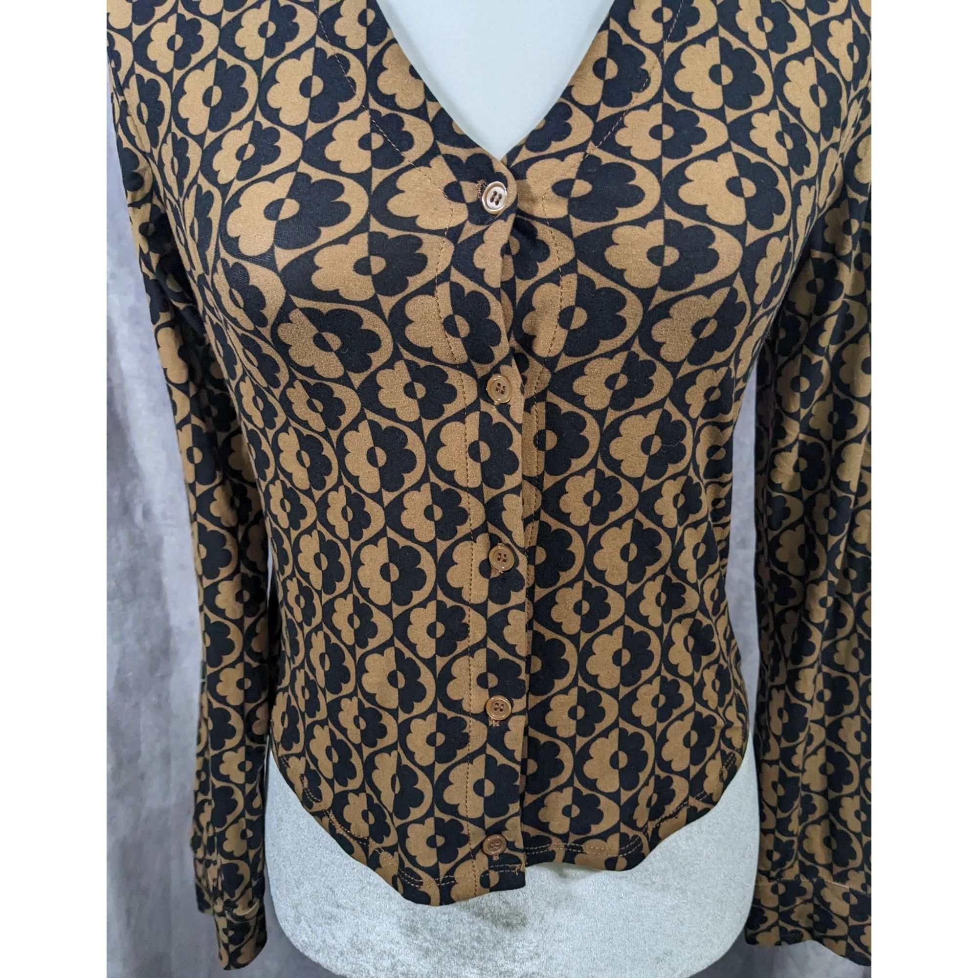 Other Retro Black And Brown Floral Button Down Top by No Boundarie Size S / US 4 / IT 40 - 8 Thumbnail