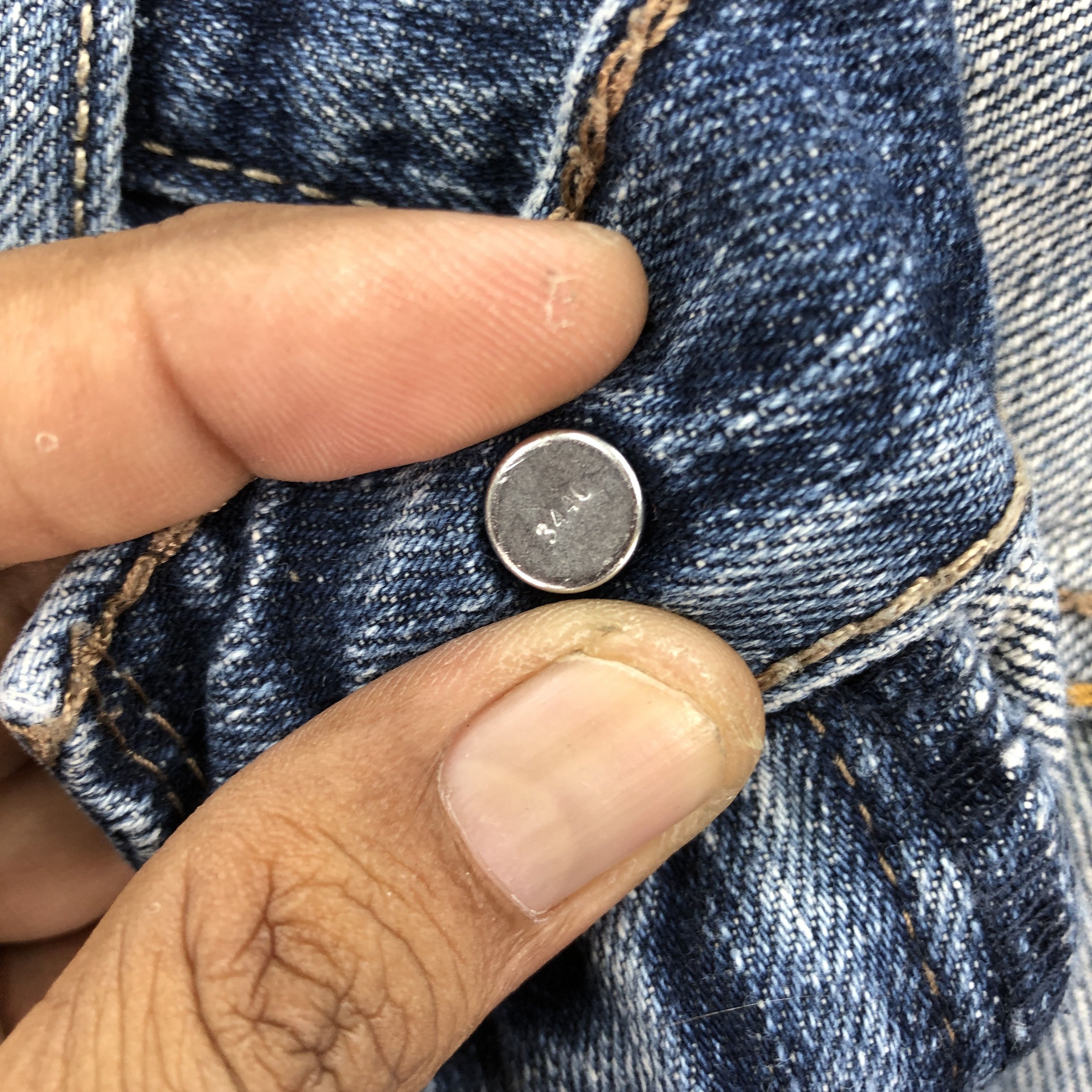 Levi's × Vintage Vintage Levis 569 Baggy Faded Jeans Levi's Light Wash Denim Size US 38 / EU 54 - 7 Thumbnail