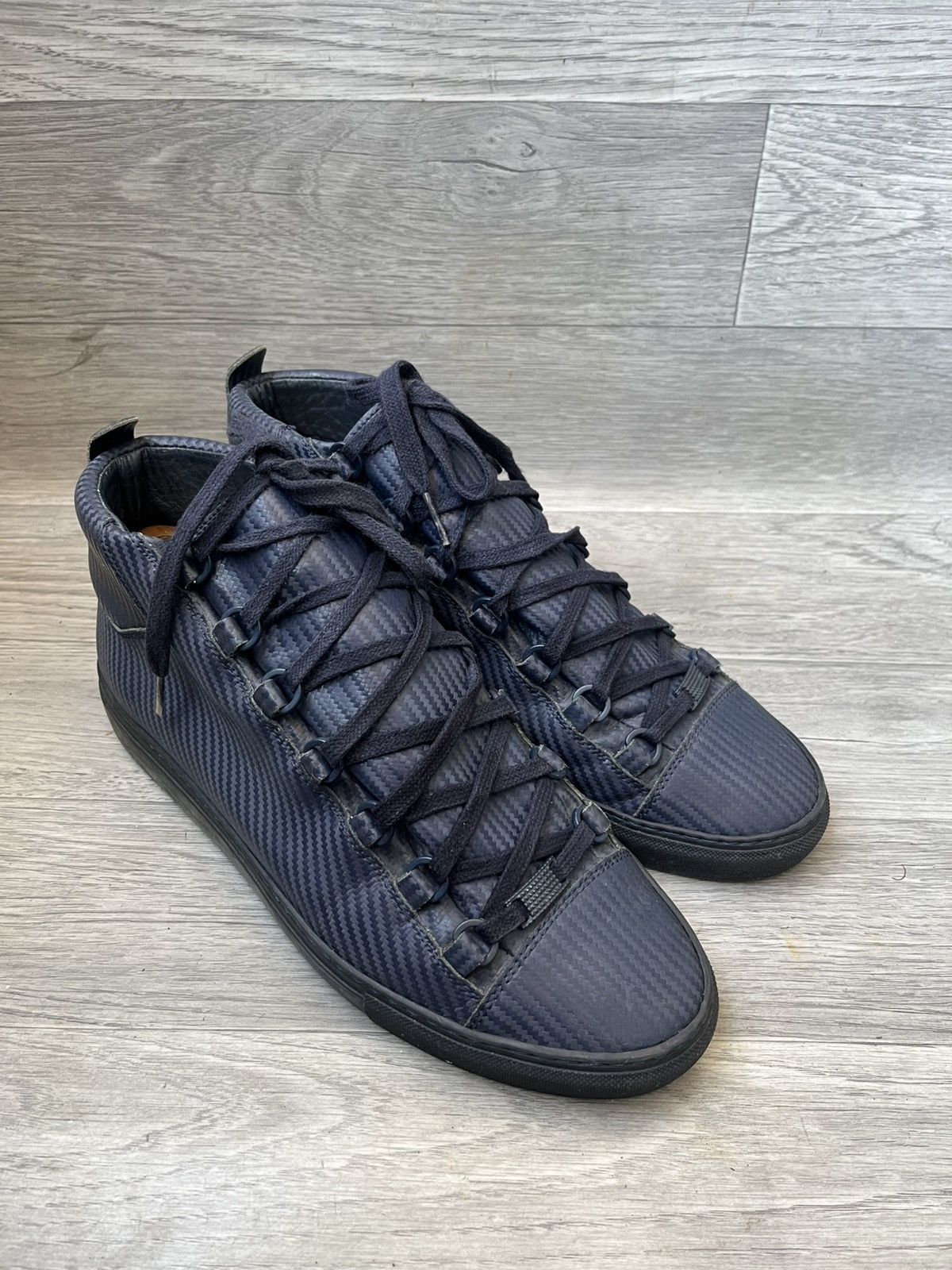Balenciaga Balenciaga arena carbon blue hi-top sneakers sz 41 Size US 8 / EU 41 - 9 Thumbnail