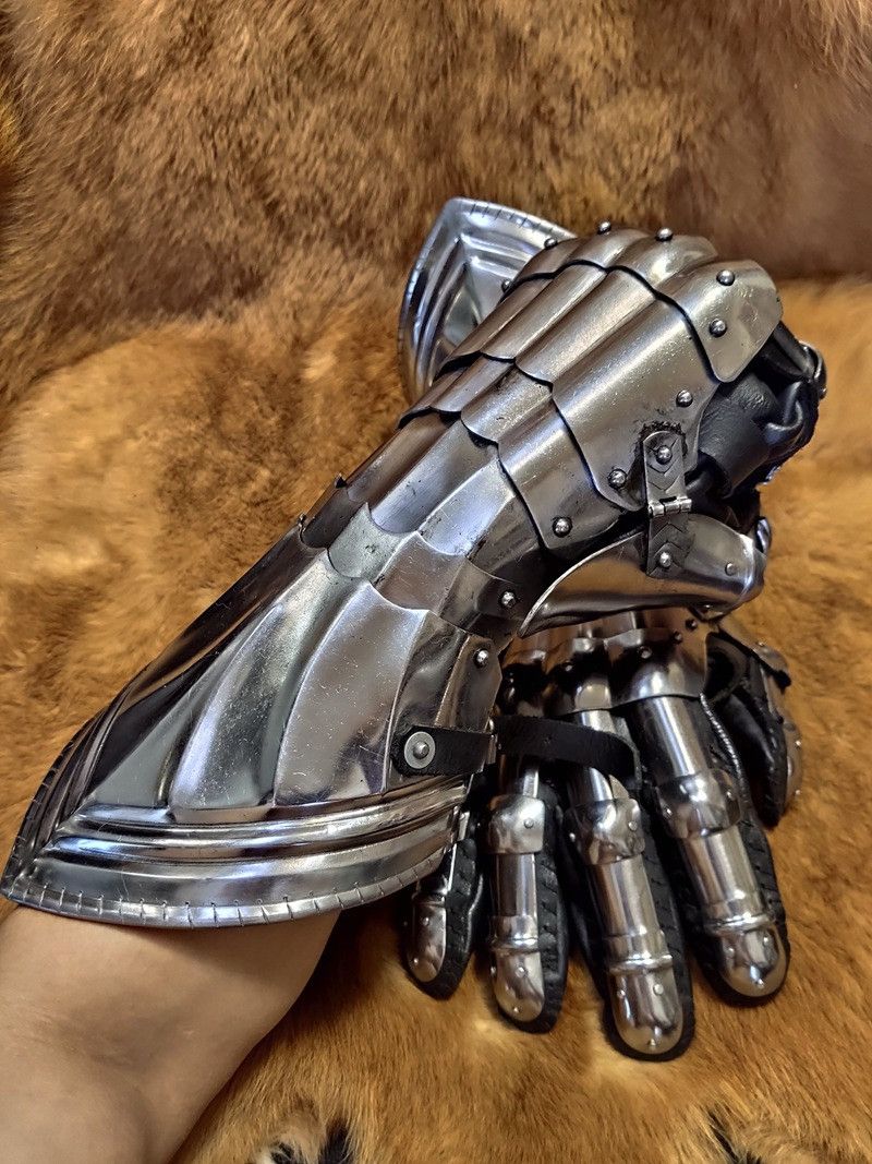 Japanese Brand × Vintage Vintage Medieval Handmade Gloves Size ONE SIZE - 1 Thumbnail
