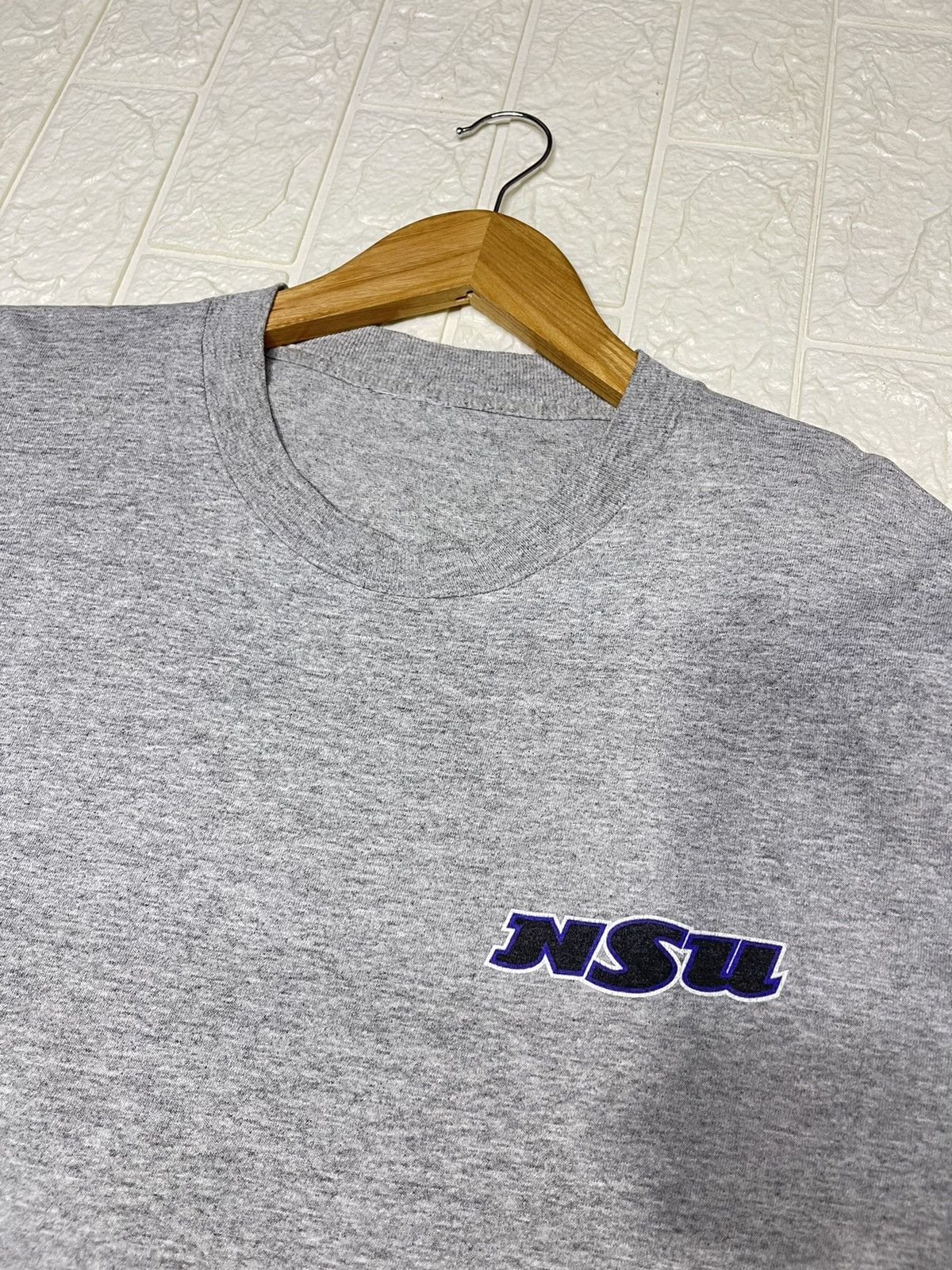 Blind Skateboards × Ron Jon Surf Shop Vintage Surf NSU Size US M / EU 48-50 / 2 - 7 Thumbnail