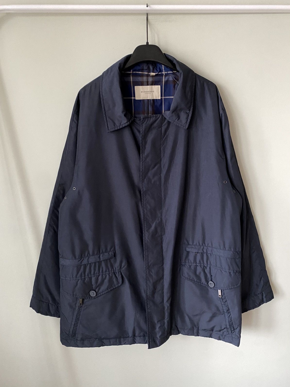 Burberry Burberry London Vintage Check Hunter Coat jacket Size US L / EU 52-54 / 3 - 2 Thumbnail