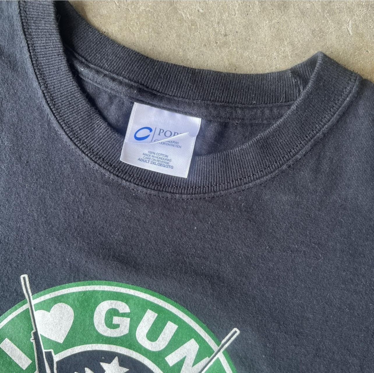 Designer × Vintage I Love Guns & Coffee (Alaska) T Shirt Size XX - Large Size US XXL / EU 58 / 5 - 2 Thumbnail