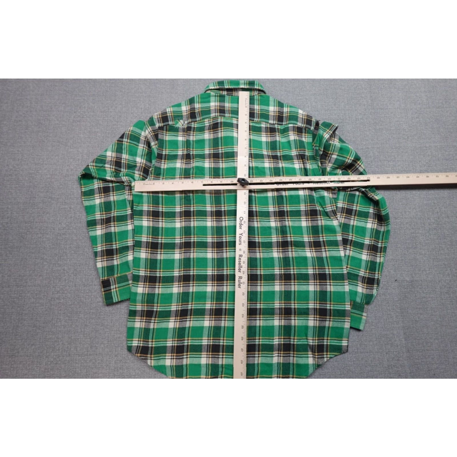 Polo Ralph Lauren Polo Ralph Lauren Button-Up Shirt Mens M Twill Green Plaid Chin Strap NEW Shirt Mens M Green Plaid Polo Ralph Lauren Button-Up 90s Outdoor Mens Size US M / EU 48-50 / 2 - 7 Thumbnail