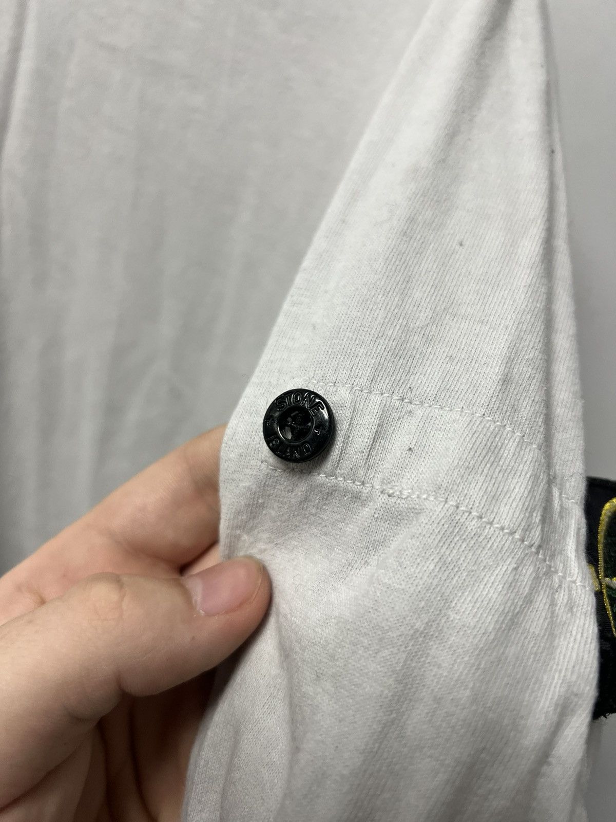 Stone Island Vintage Stone Island Sweatshirt Crewneck Patch Size L Y2K Size US L / EU 52-54 / 3 - 12 Thumbnail
