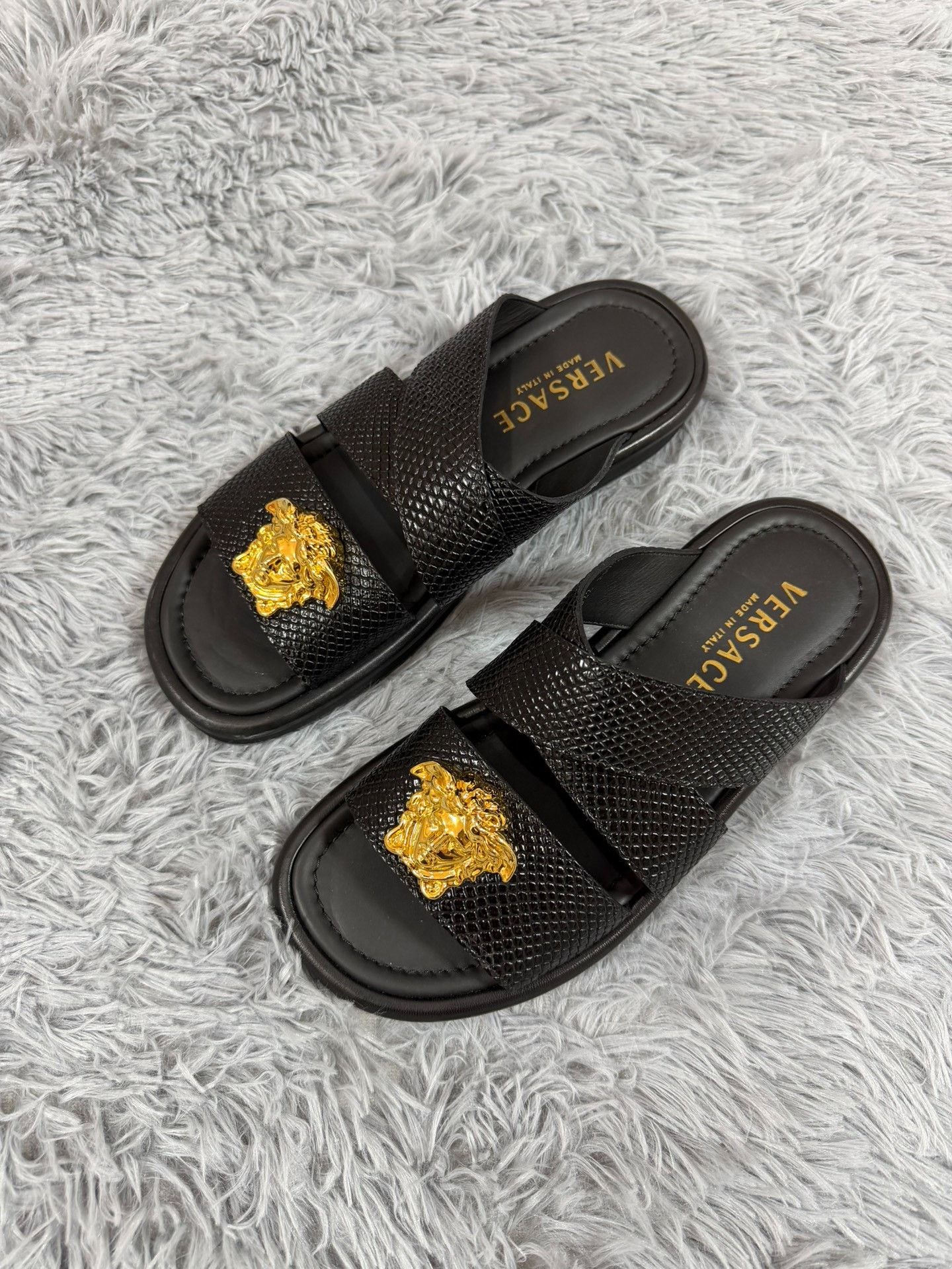 Versace Versace Black Sandals 39 Men Size US 6.5 / EU 39-40 - 1 Thumbnail