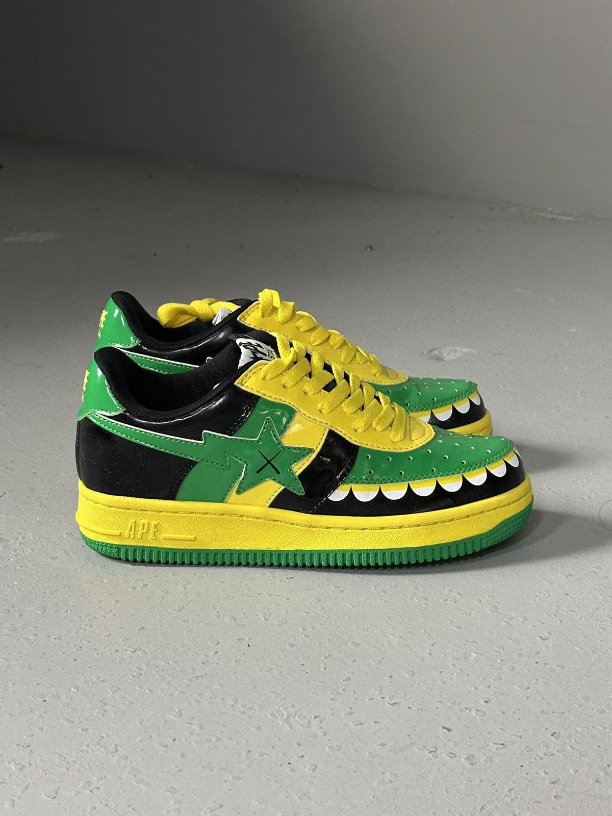 Bape x Kaws Green/yellow