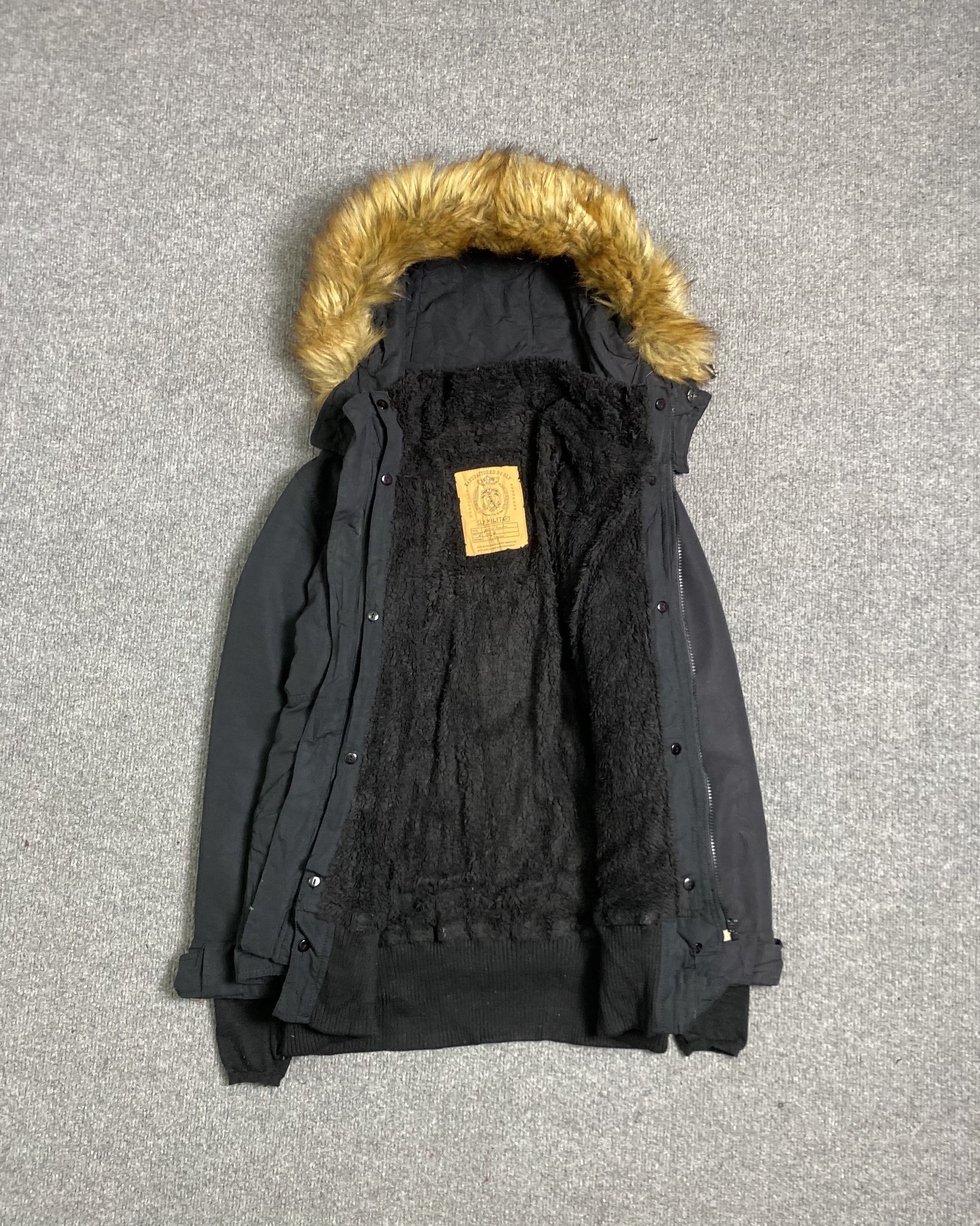 Le Grande Bleu (L.G.B.) Japanese brand - early 2000s Vkei Sly Fur Military Size US S / EU 44-46 / 1 - 7 Thumbnail