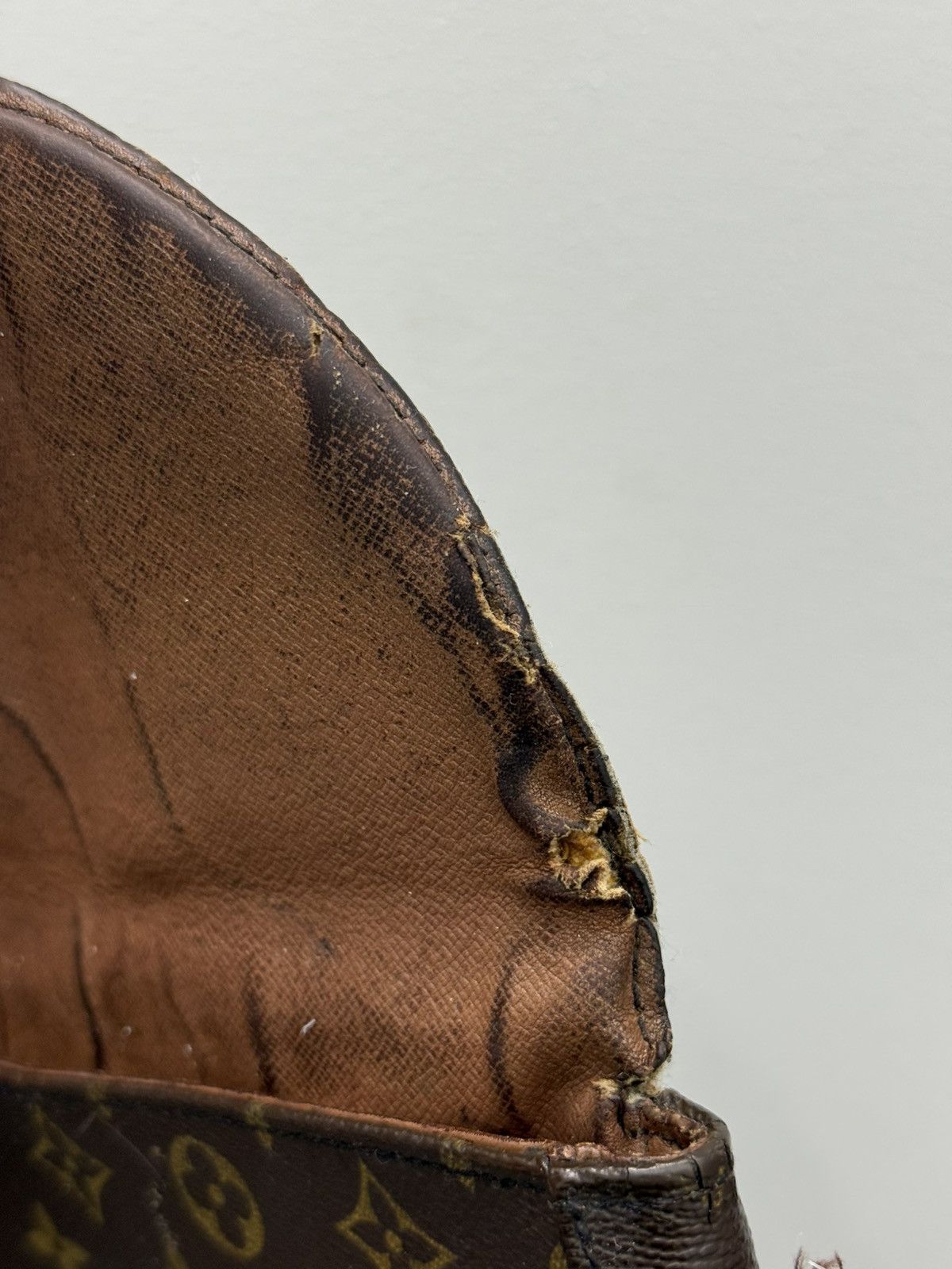 Louis Vuitton Vintage 1988 Louis Vuitton Monogram Leather Bag Size ONE SIZE - 8 Thumbnail