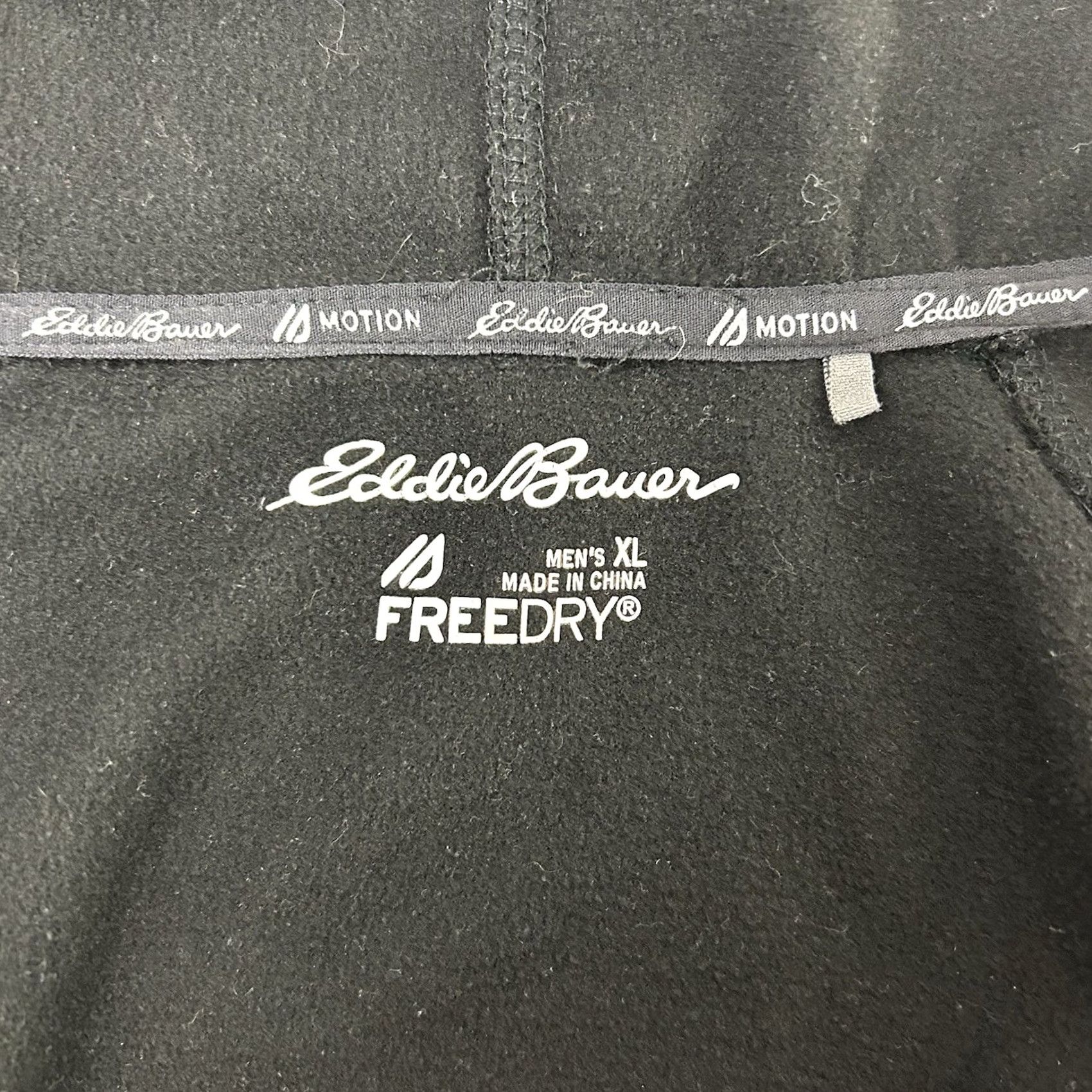 Eddie Bauer Eddie Bauer FREEDRY Men's XL Jacket Full Zip Performance Outerwear Logo Softshell Windbreaker Outerwear Logo Zip Black Mens regular Size US XL / EU 56 / 4 - 3 Thumbnail