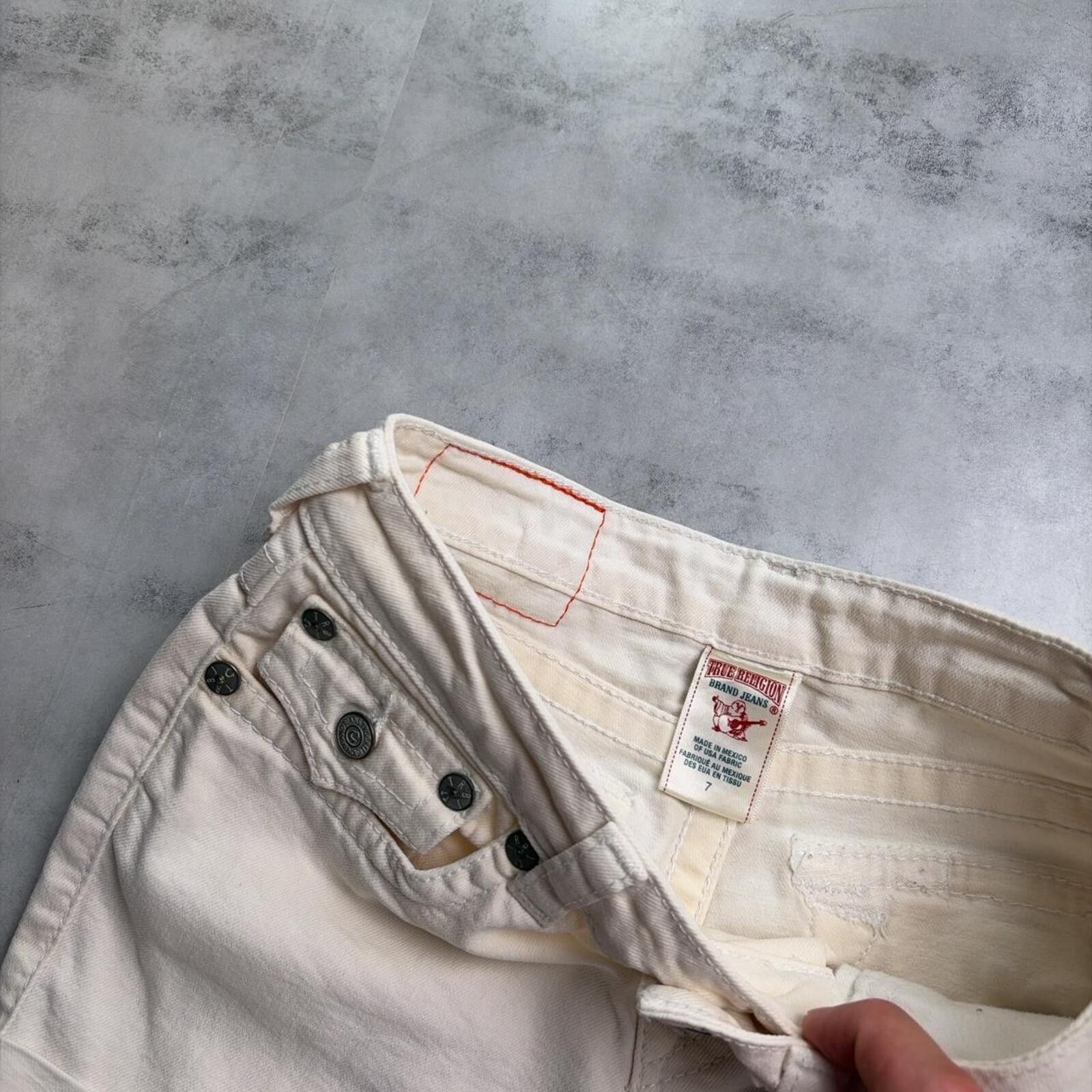 True Religion Y2K White True Religion Grunge Mini Denim Shorts Size 30" / US 8 / IT 44 - 5 Thumbnail