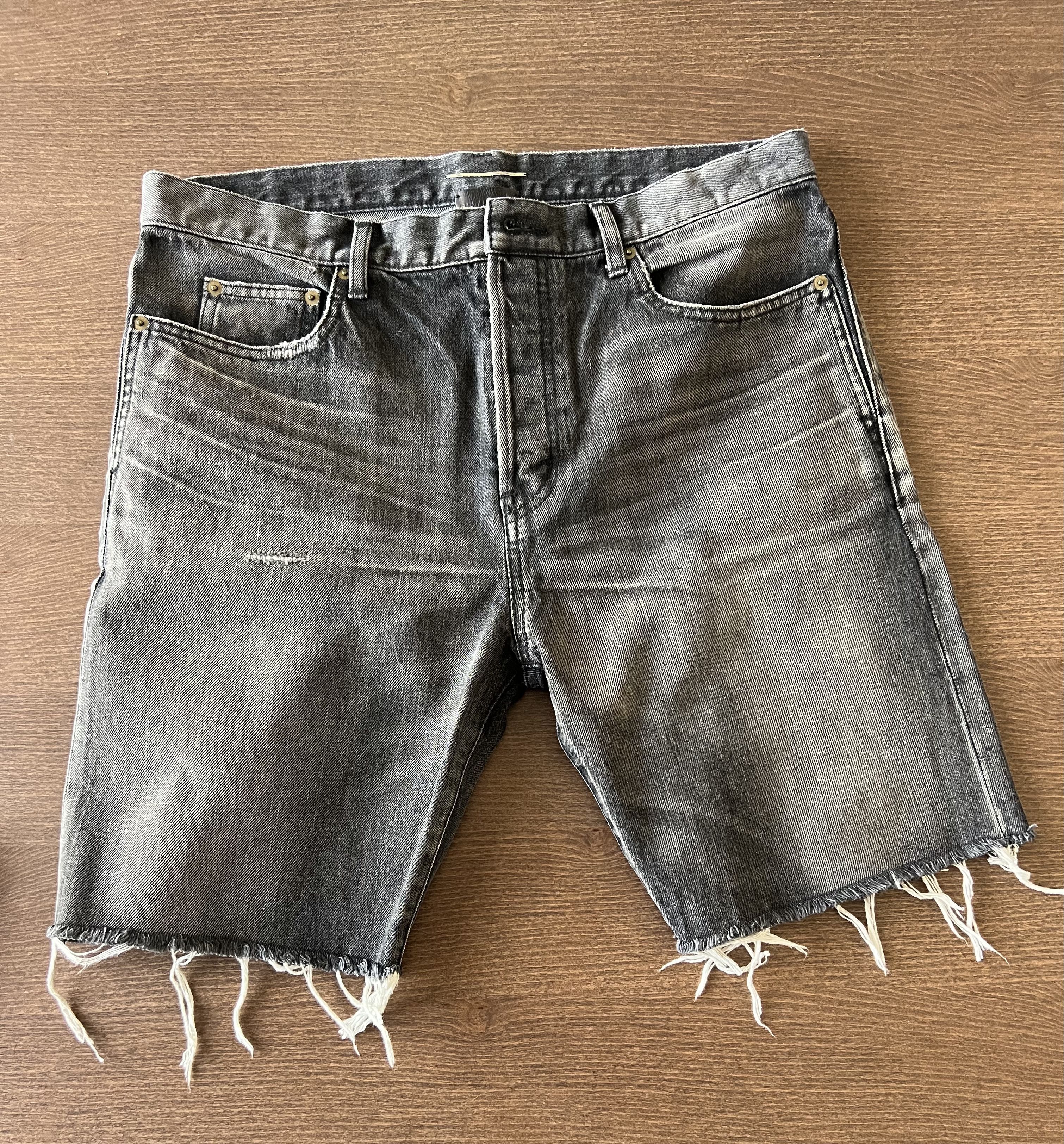 Saint Laurent Paris Saint Laurent Distressed Denim Shorts Size US 33 - 1 Thumbnail