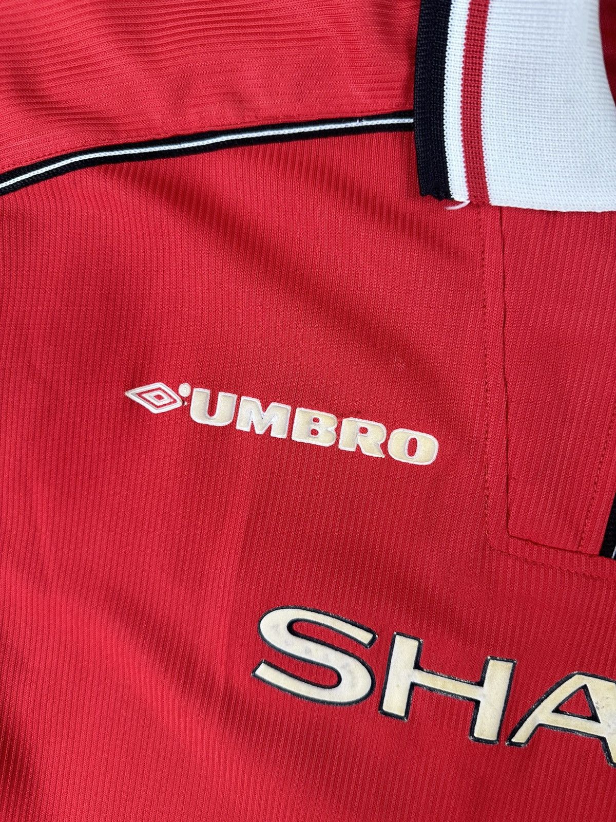Umbro Umbro Manchester United 1998/99 Home Soccer Retro Jersey Size US XS / EU 42 / 0 - 9 Thumbnail