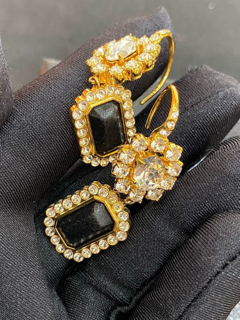 Prada Prada Crystal Drop Earrings with Box -2505 Size ONE SIZE - 7 Thumbnail