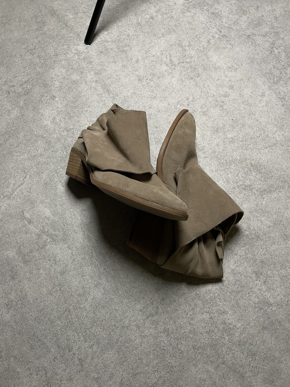 14th Addiction Skull Distressed suede drape 14th Addiction Tokyo glam decay Size US 9 / EU 42 - 16 Thumbnail
