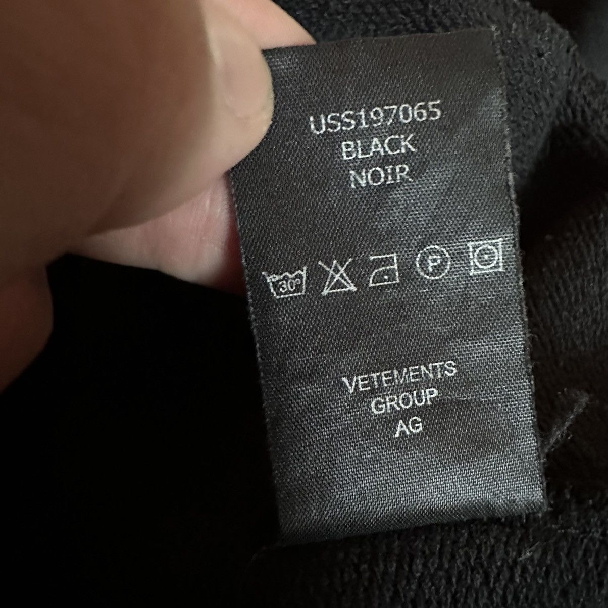 Vetements Vetements Target hoodie SS18 Size US S / EU 44-46 / 1 - 7 Thumbnail