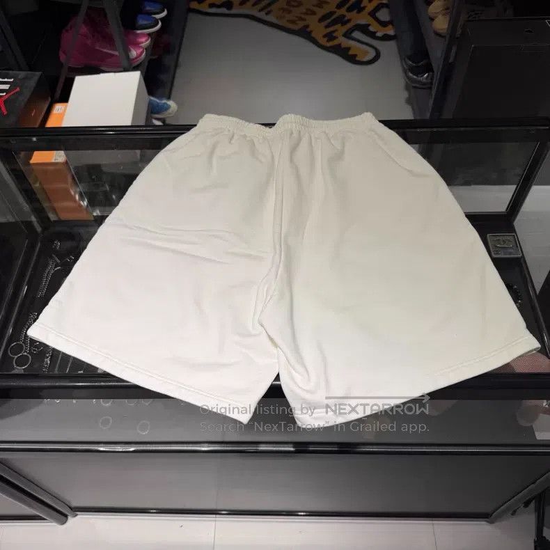 Balenciaga Balenciaga size M White Embroidered Logo Shorts Size US 27 - 7 Thumbnail