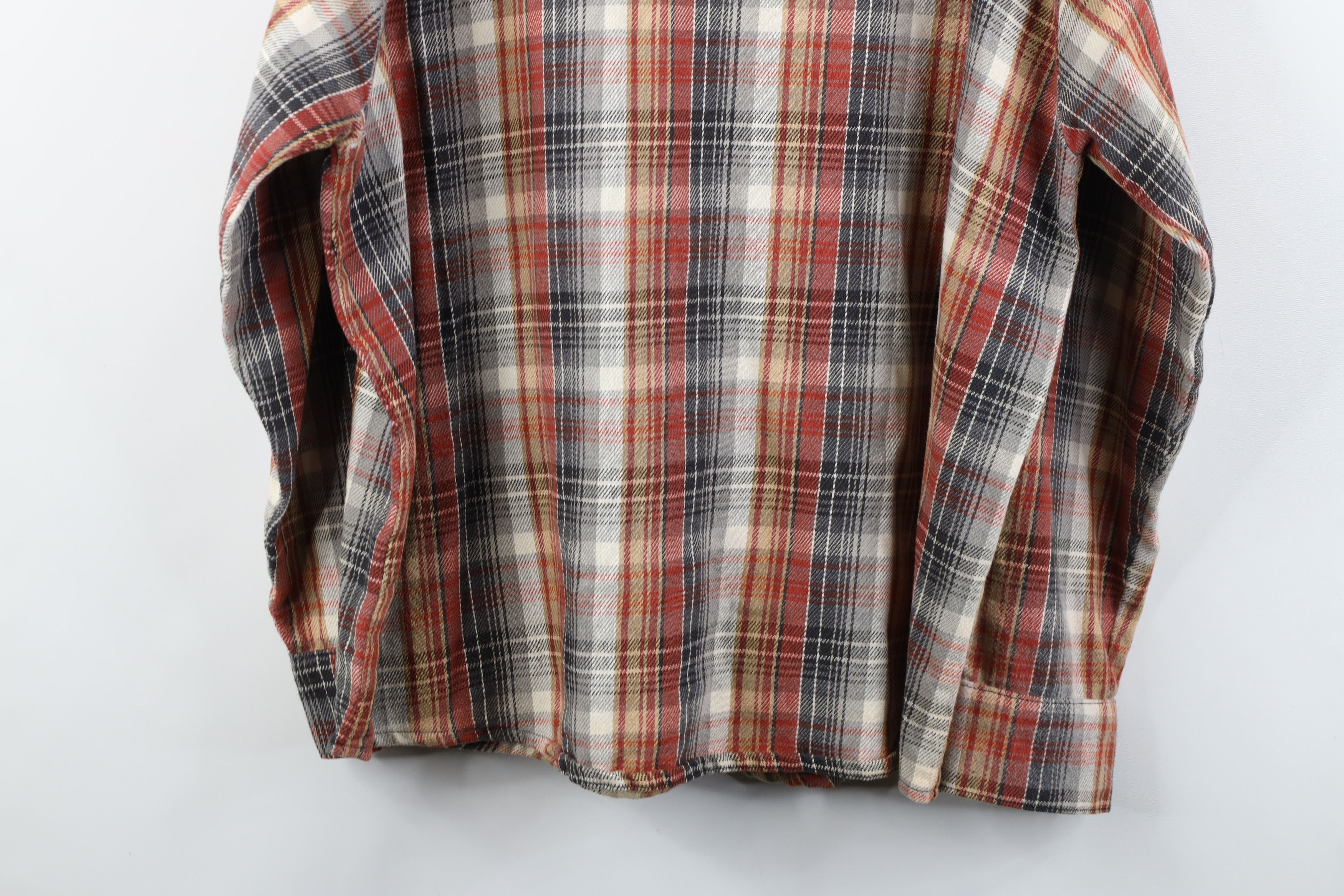 Vintage Vintage 70s Streetwear Heavyweight Button Shirt Plaid USA Size US XL / EU 56 / 4 - 11 Thumbnail