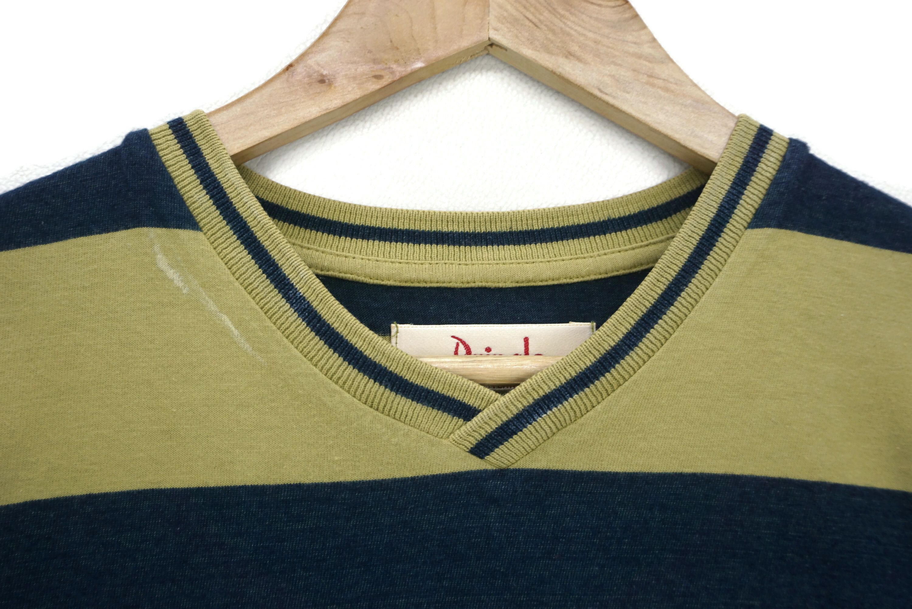 Pringle Of Scotland Vintage Pringle Tee Size S V Neck Striped Made in Portugal Size US S / EU 44-46 / 1 - 4 Thumbnail