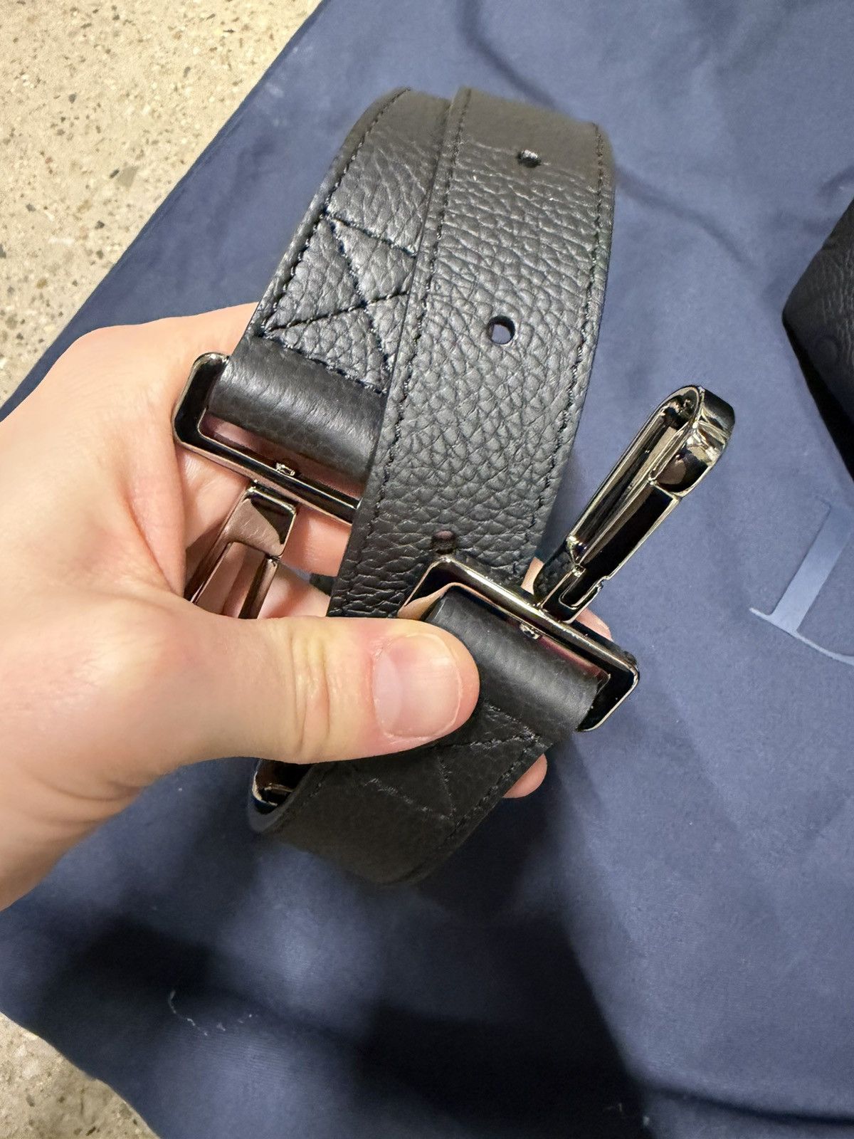 Dior Dior Gravity Leather Duffle Bag NEW 4500$ Size ONE SIZE - 7 Thumbnail