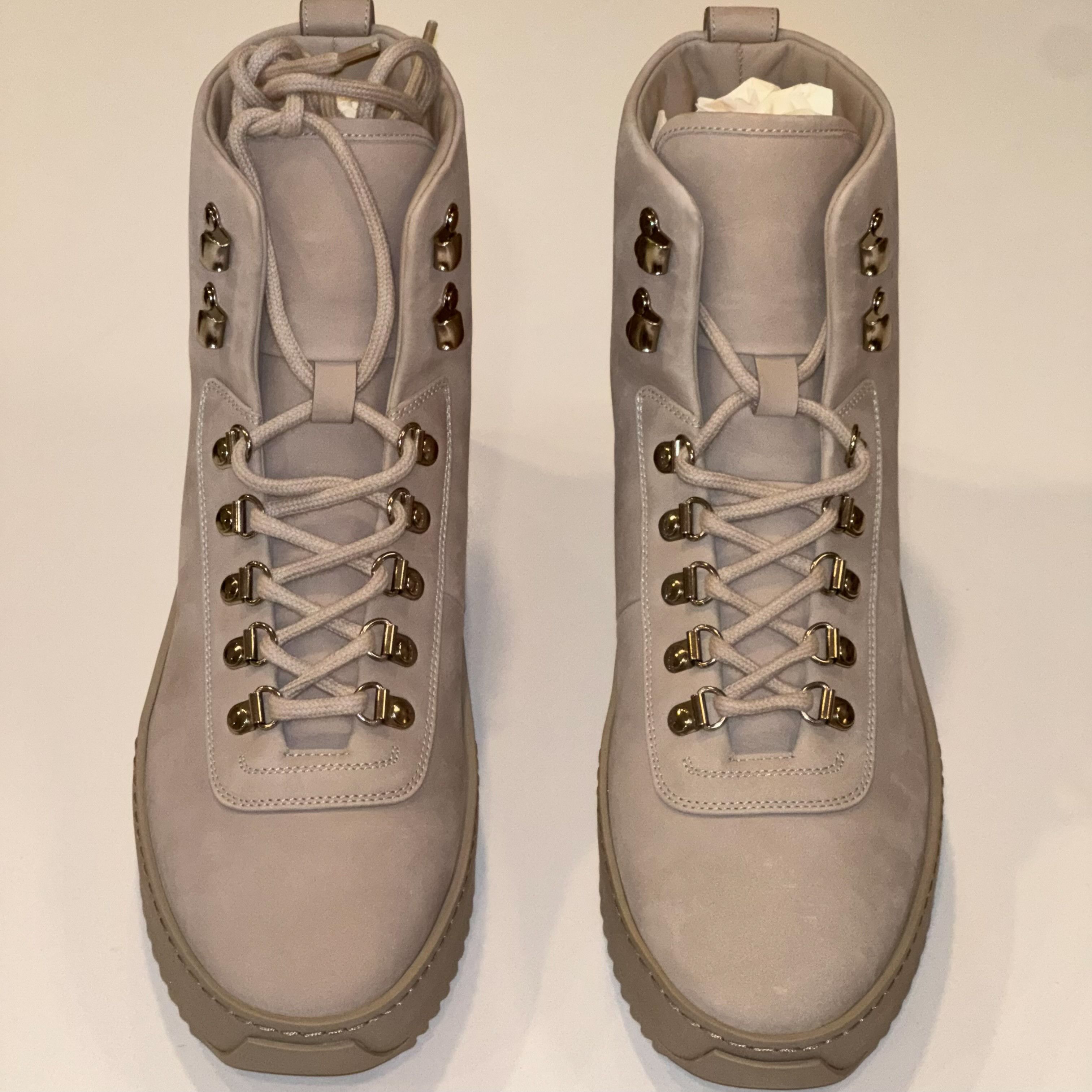 Fear of God Fear of God Fifth Collection Hiking Sneaker Perla 39 NIB Size US 6 / EU 39 - 2 Thumbnail