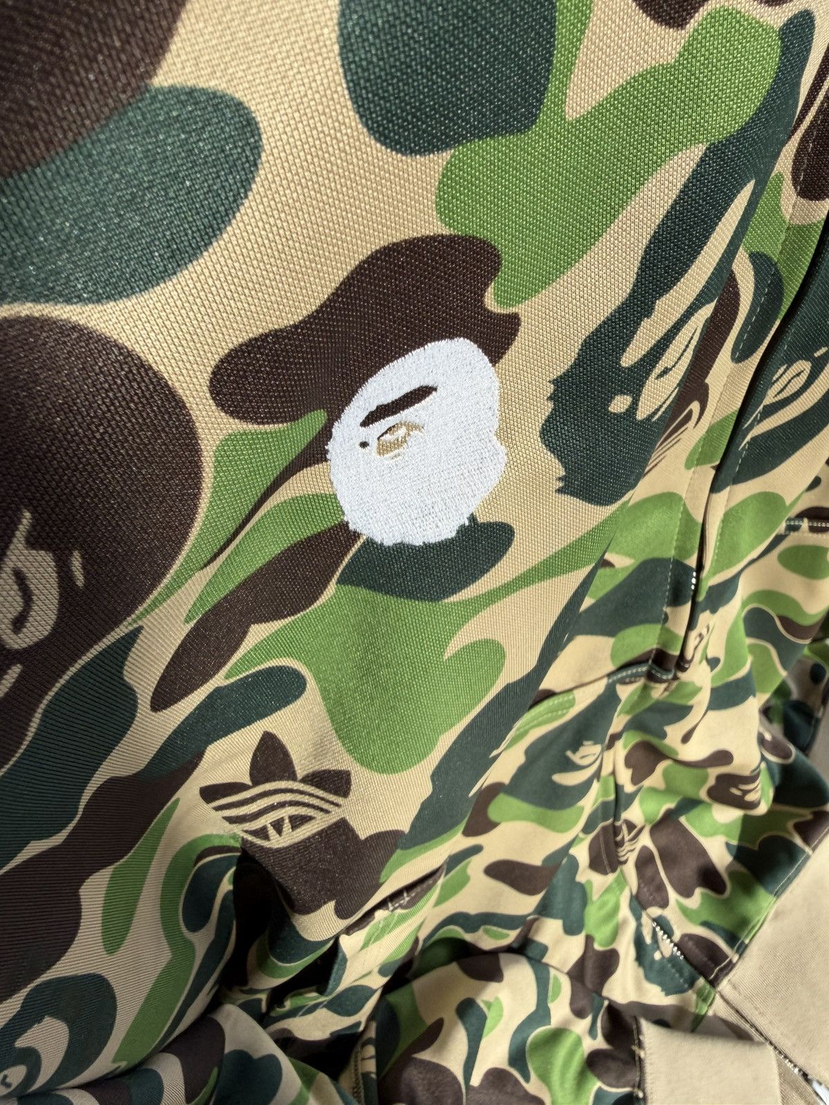 Adidas × Bape KF4916 Men’s XL adidas X BAPE® SS26 SHARK TRACK HOODIE Size US XL / EU 56 / 4 - 6 Thumbnail