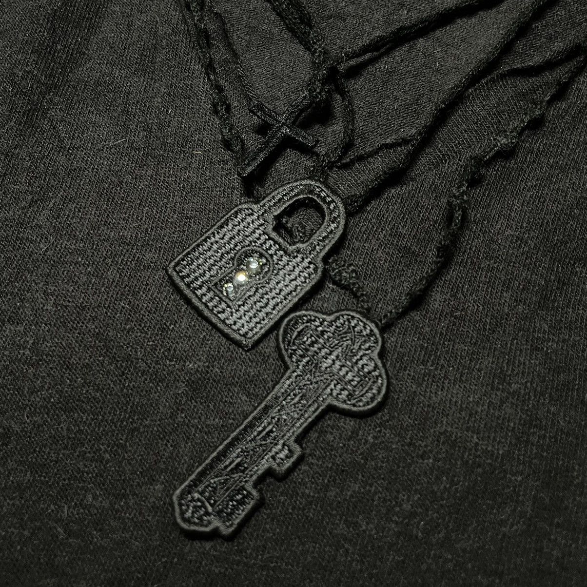 If Six Was Nine × Japanese Brand × Le Grande Bleu (L.G.B.) 💥- Plus By STUD Chain Necklace V Neck LS Shirt GOA LGB Style Size US S / EU 44-46 / 1 - 4 Thumbnail
