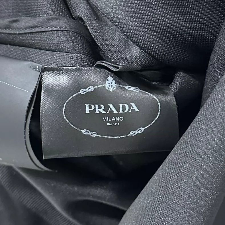 Prada Prada Show space cotton logo dress 2502-Nextarrow Size XS / US 0-2 / IT 36-38 - 6 Thumbnail