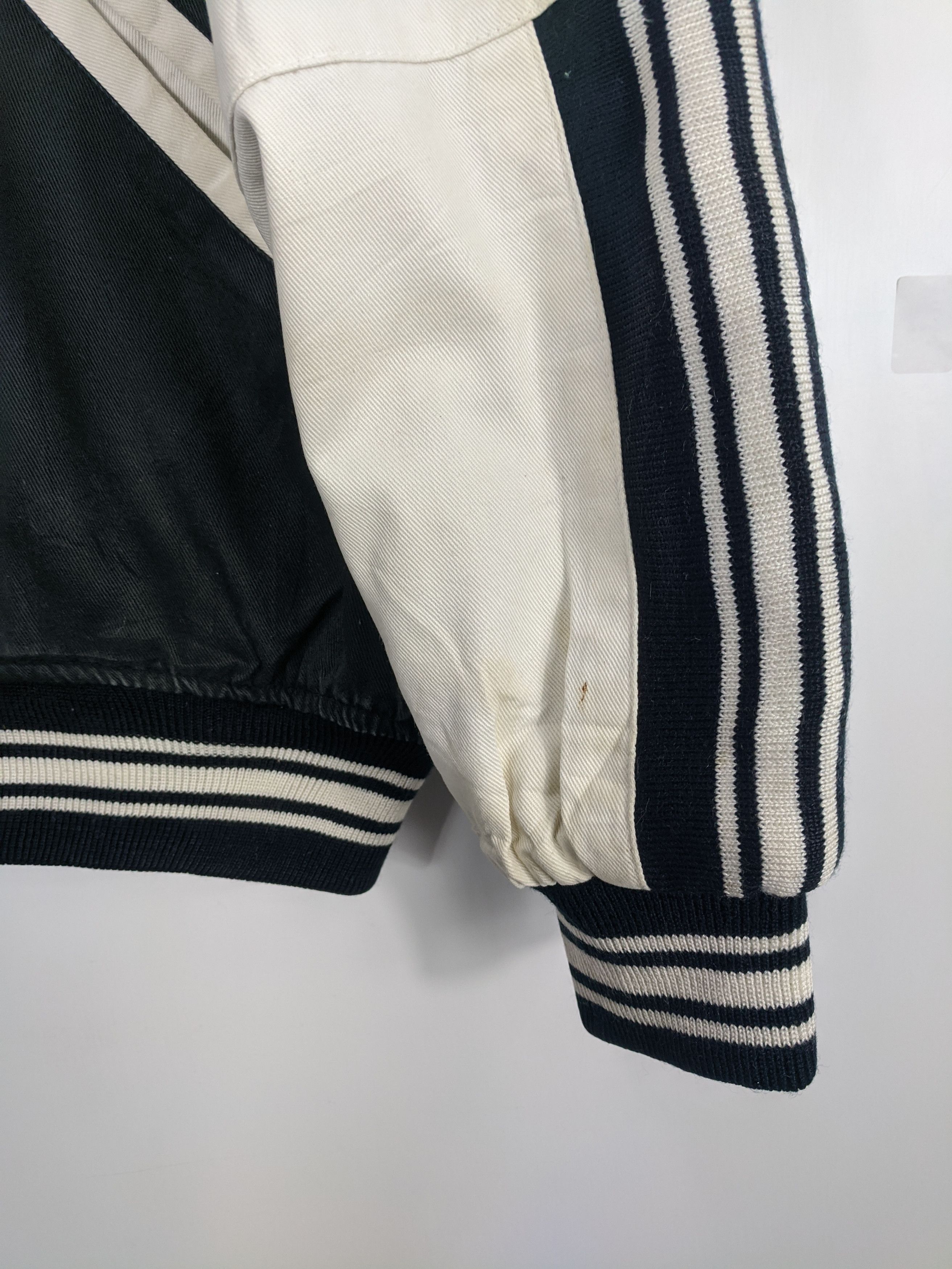Vintage Vintage 90s Varsity Jacket Embroidered J0431 Size US L / EU 52-54 / 3 - 7 Thumbnail