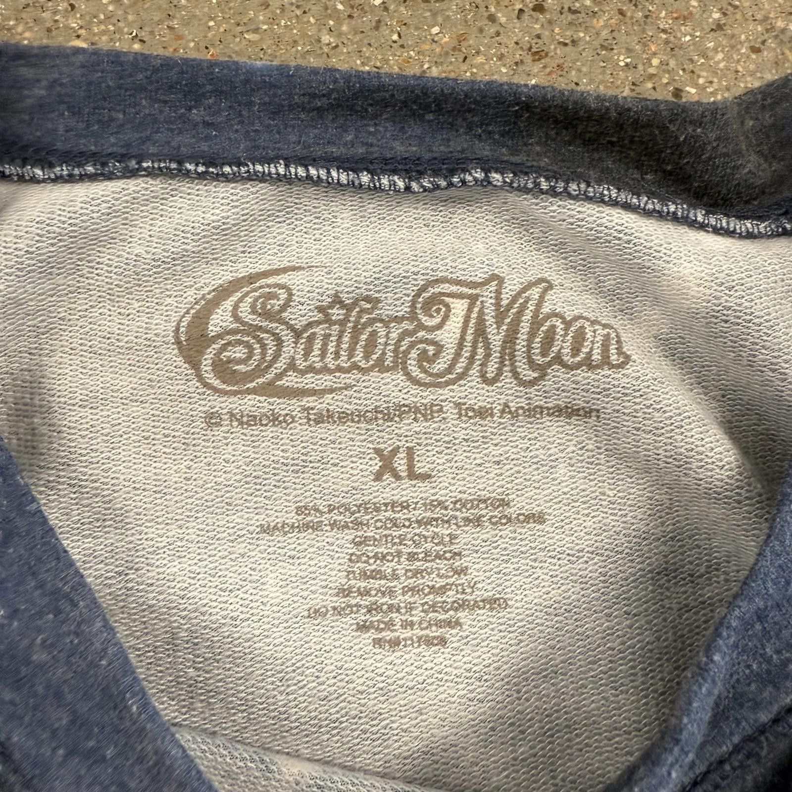 Designer Sailor Moon Crewneck Sweatshirt Youth XL Womens S Size XL / US 12-14 / IT 48-50 - 3 Thumbnail