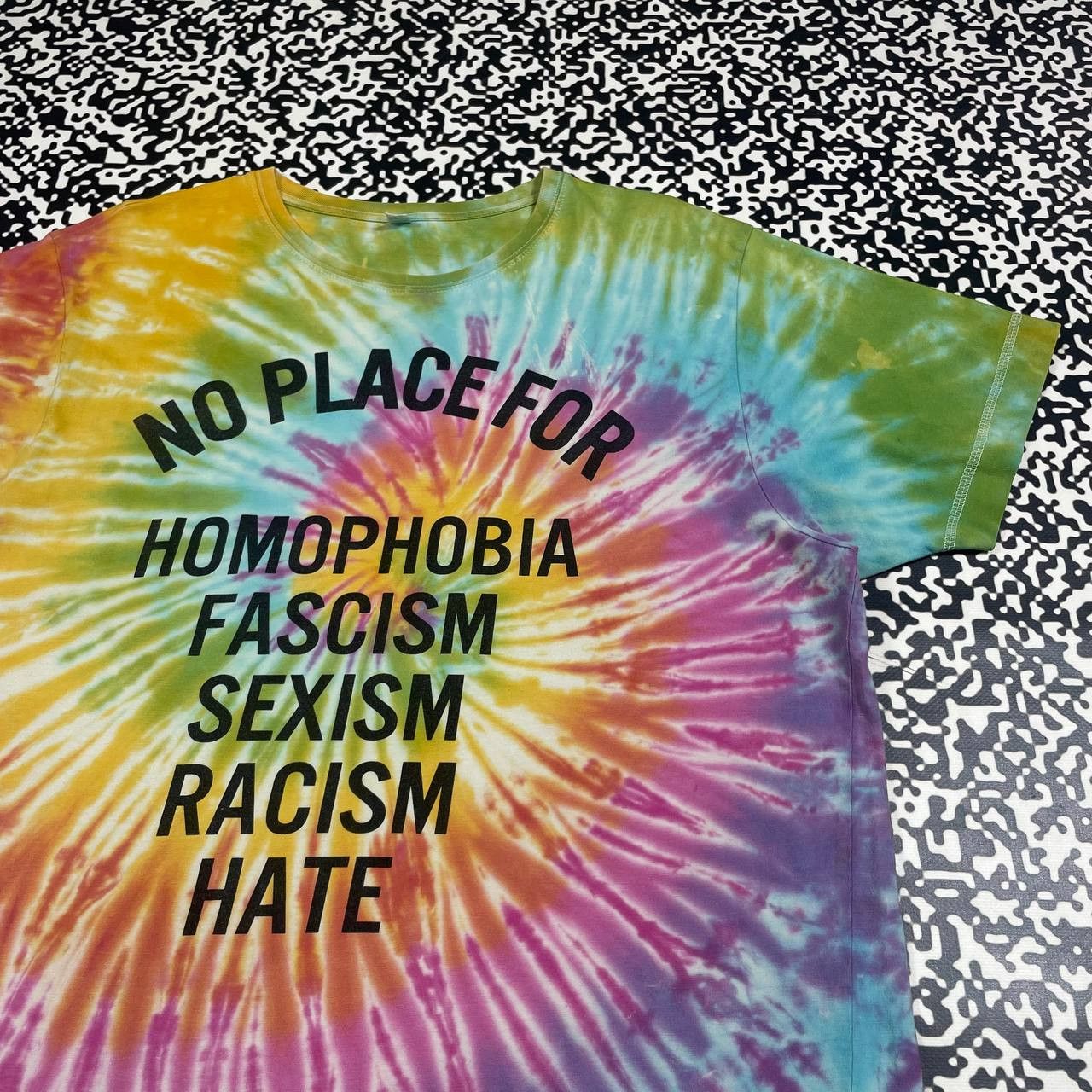Vintage Vintage Y2K Humor Tie Dye Sex Hate T-shirt Size US L / EU 52-54 / 3 - 5 Thumbnail