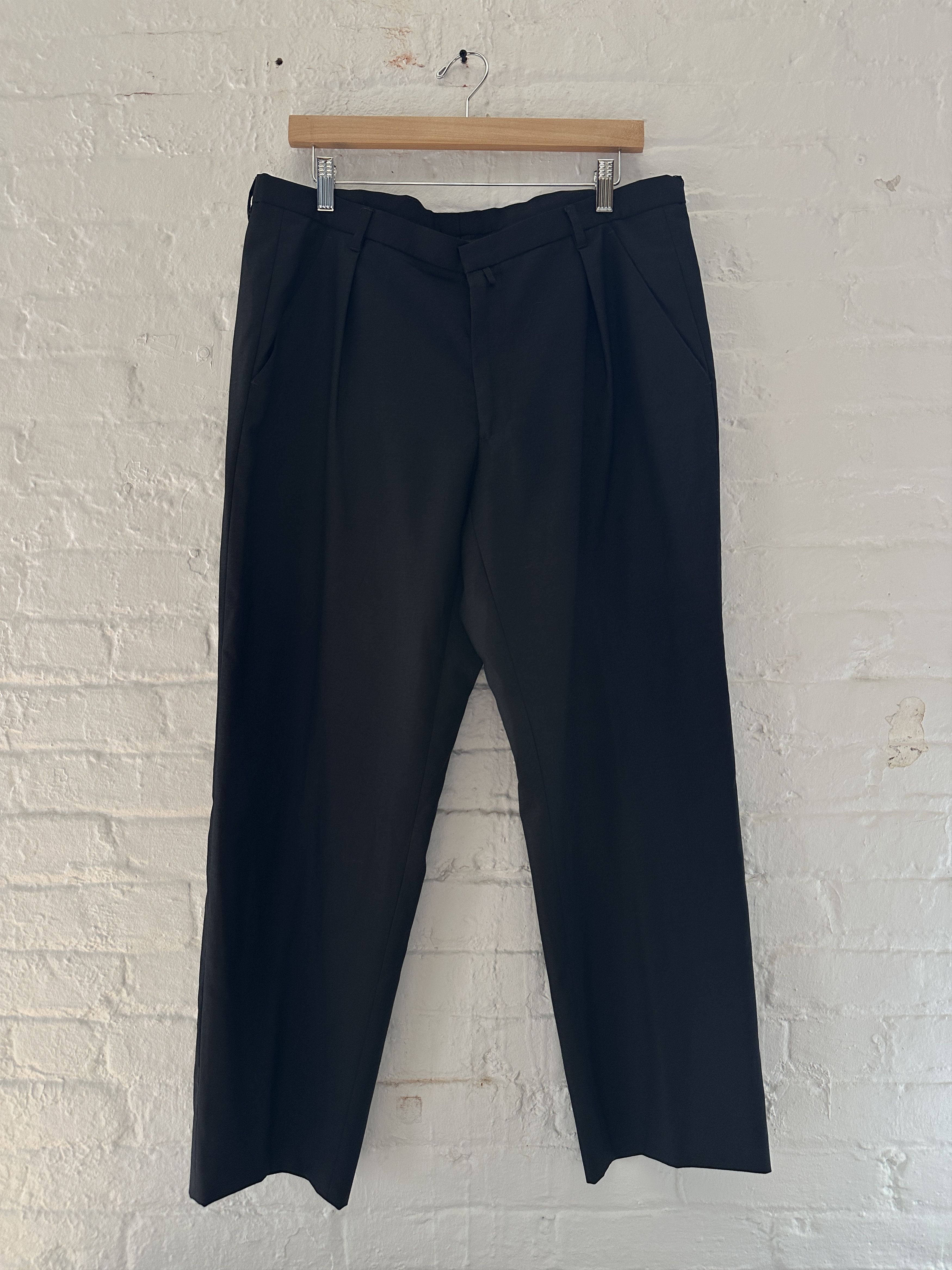 パンツ JIL SANDER Pleated wool trousers Black Jil Sander Pleated Wool Trousers - Black | Editorialist