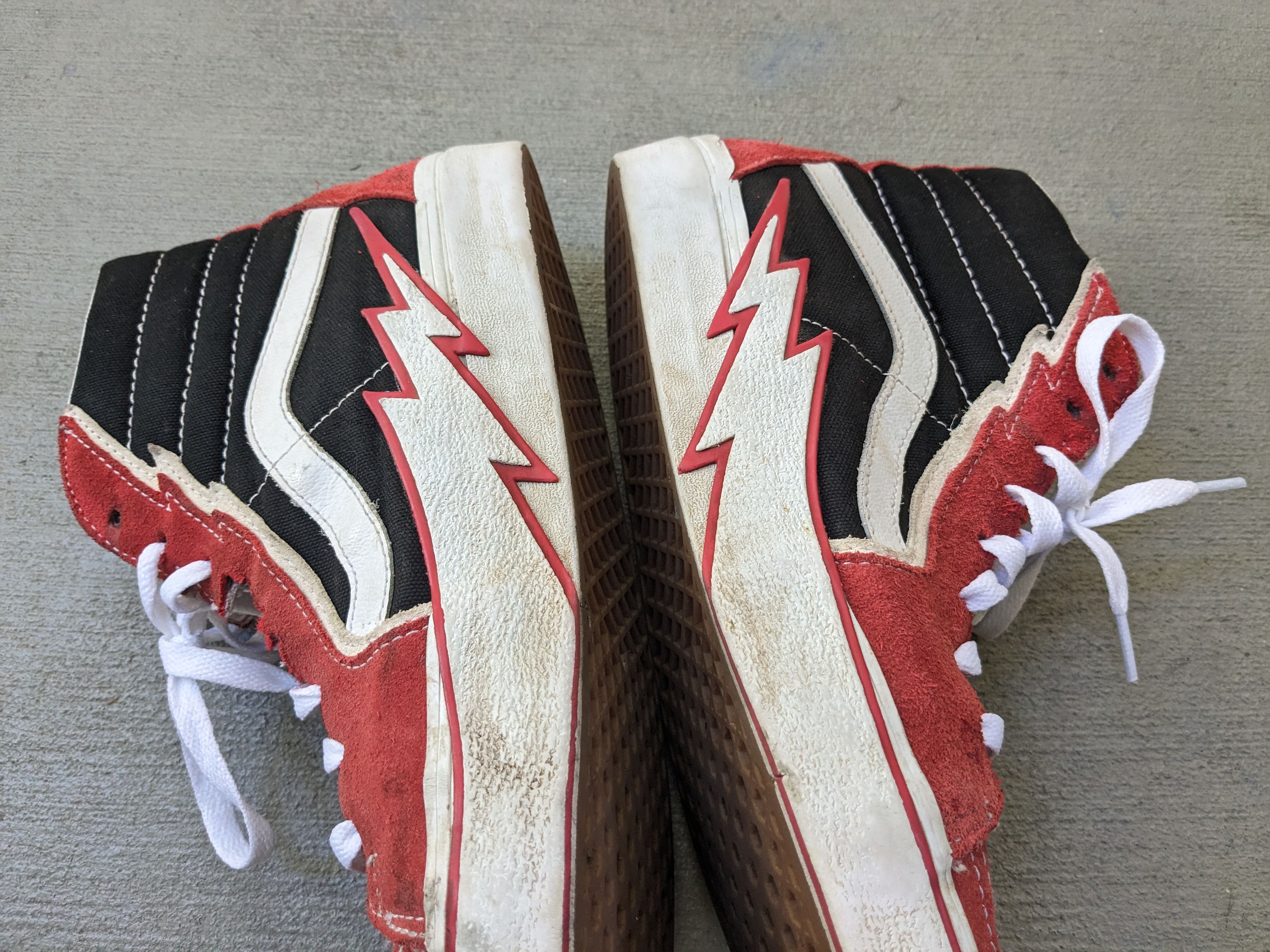 Vans Vans Sk8-Hi Lightning Red Suede 10 Black White Size US 10 / EU 43 - 8 Thumbnail