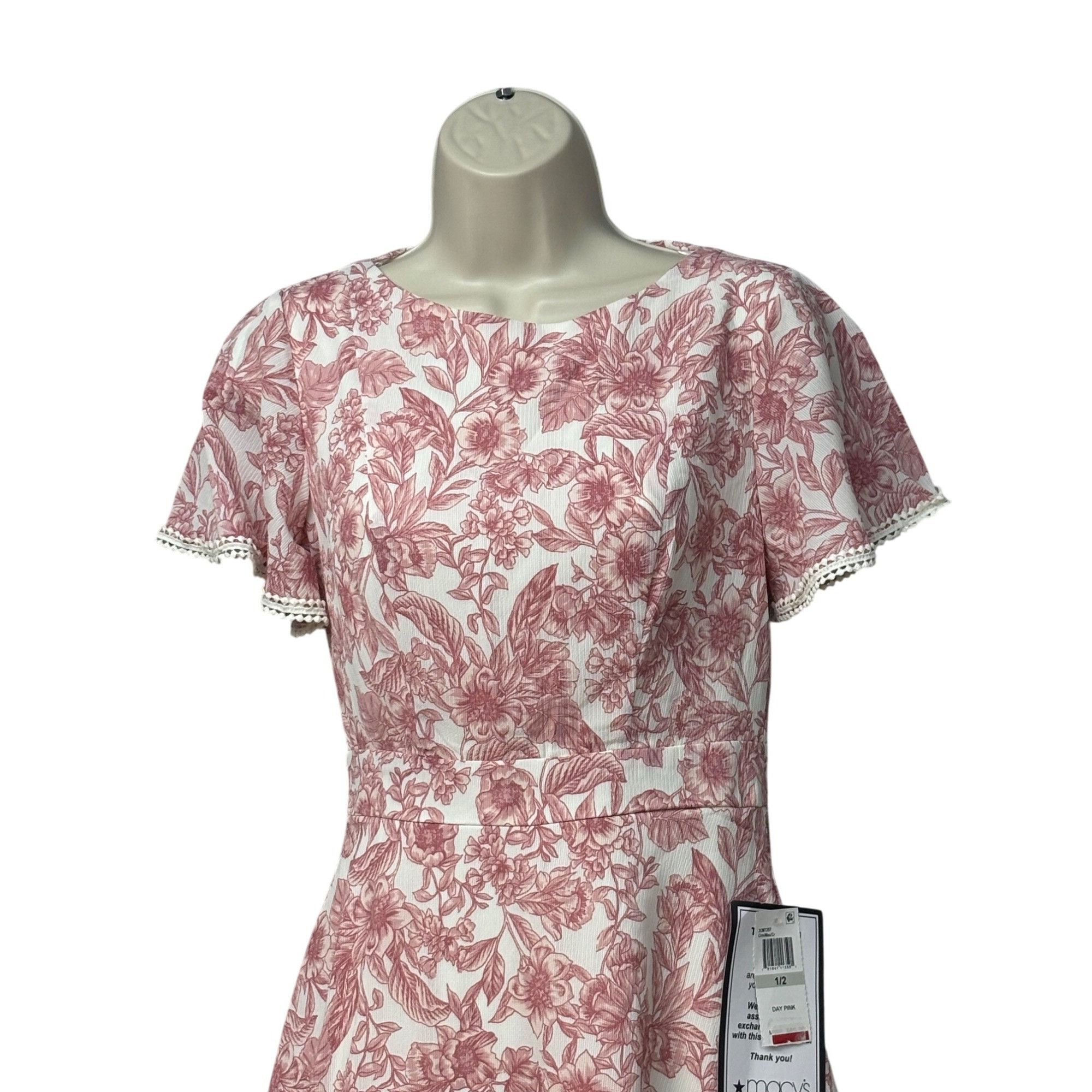 Other B Darlin Juniors' Floral Flutter Sleeve A-Line Dress, Cream/ Size ONE SIZE - 3 Thumbnail