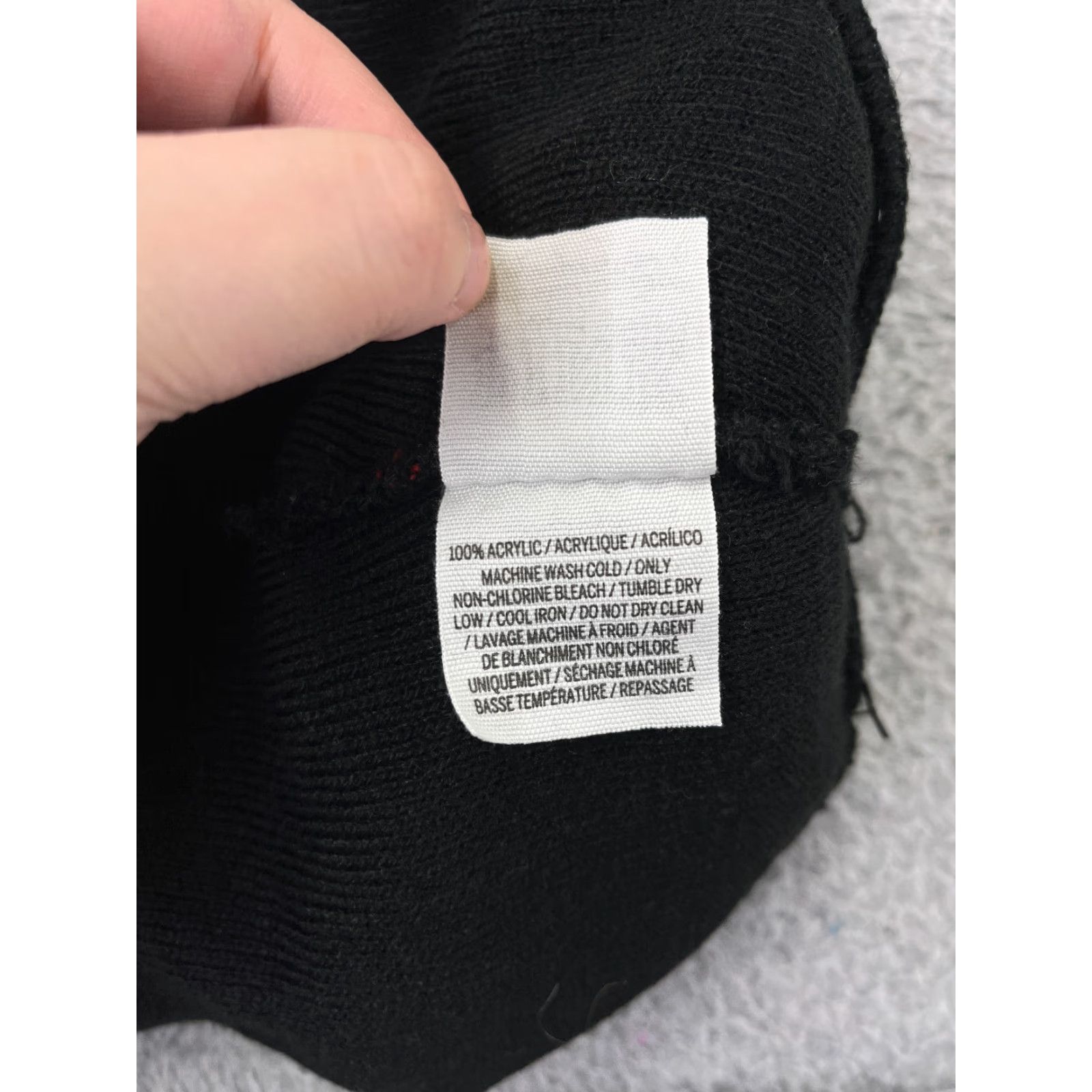 Victoria's Secret Victoria's Secret Beanie Toque Adult One Size Black Red Pom Fair Isle Acrylic Logo Women Size ONE SIZE - 8 Thumbnail