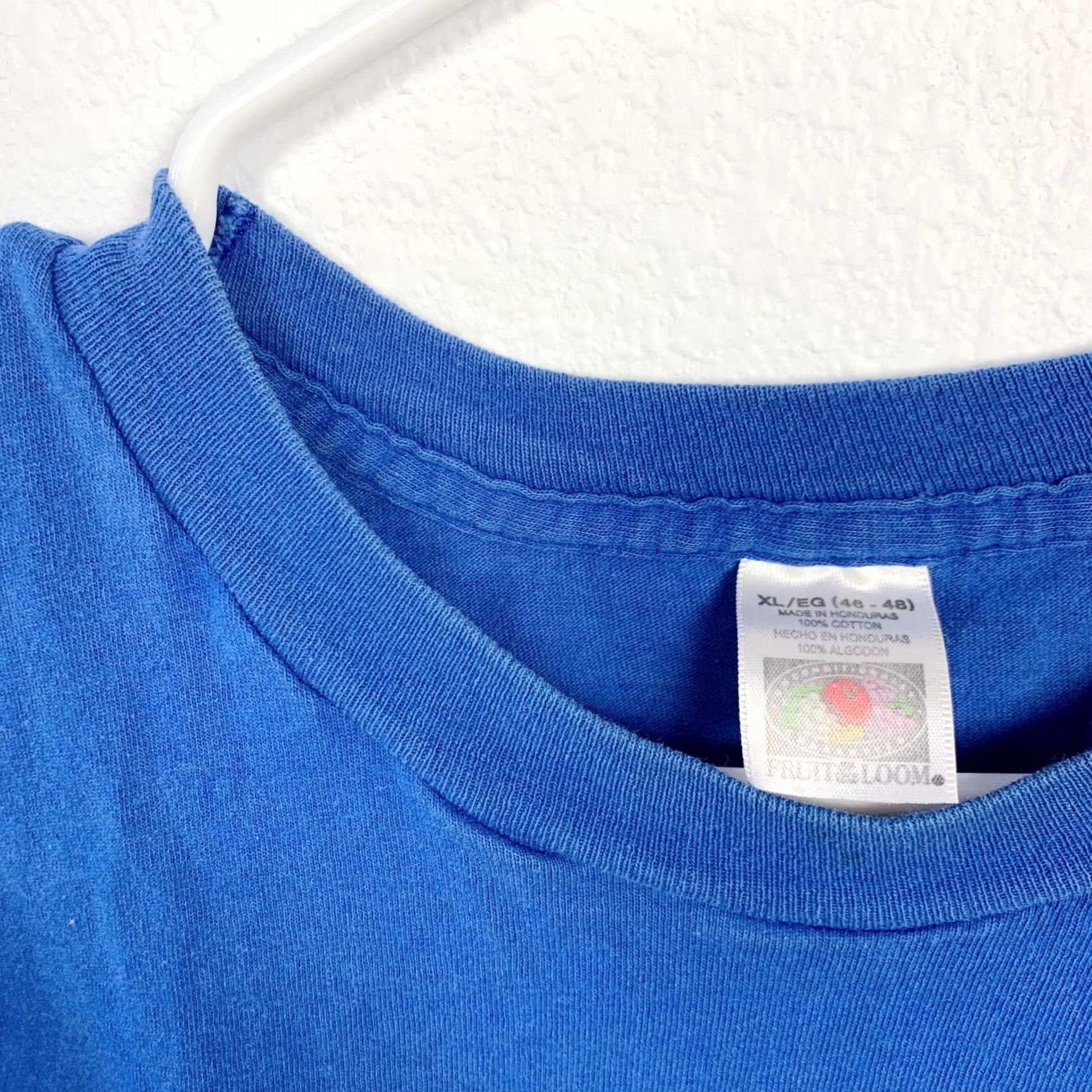 Fruit Of The Loom VINTAGE Fruit of the Loom Tee T-Shirt XL Blue Short Sleeve Crew Neck Pocket Destroyed Vintage Pocket Tee Mens Girls Unisex Adults 100% Cotton Size US L / EU 52-54 / 3 - 2 Thumbnail