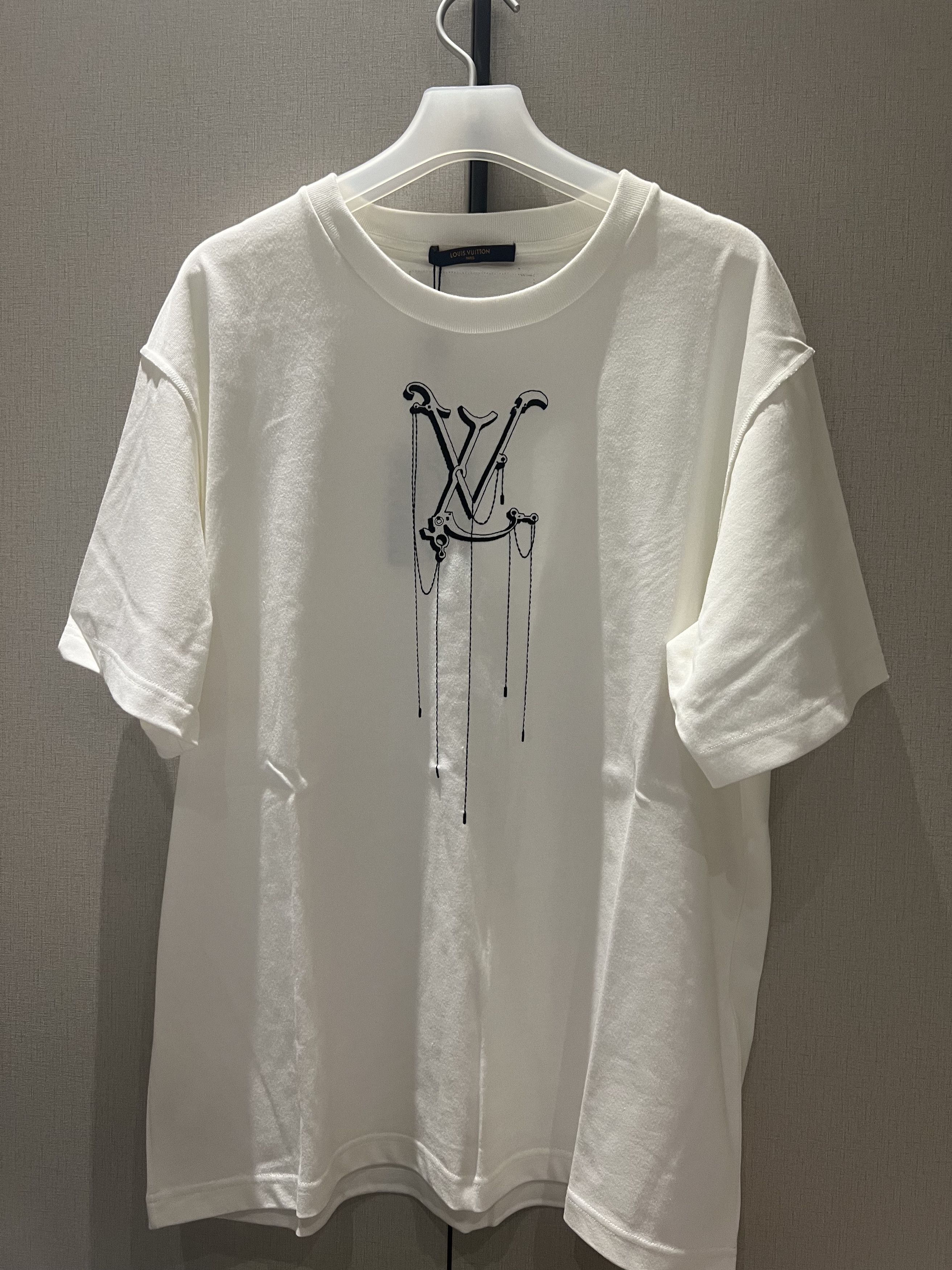 image of Louis Vuitton Lv Pendant Embroidered White T-Shirt, Men's (Size XL)