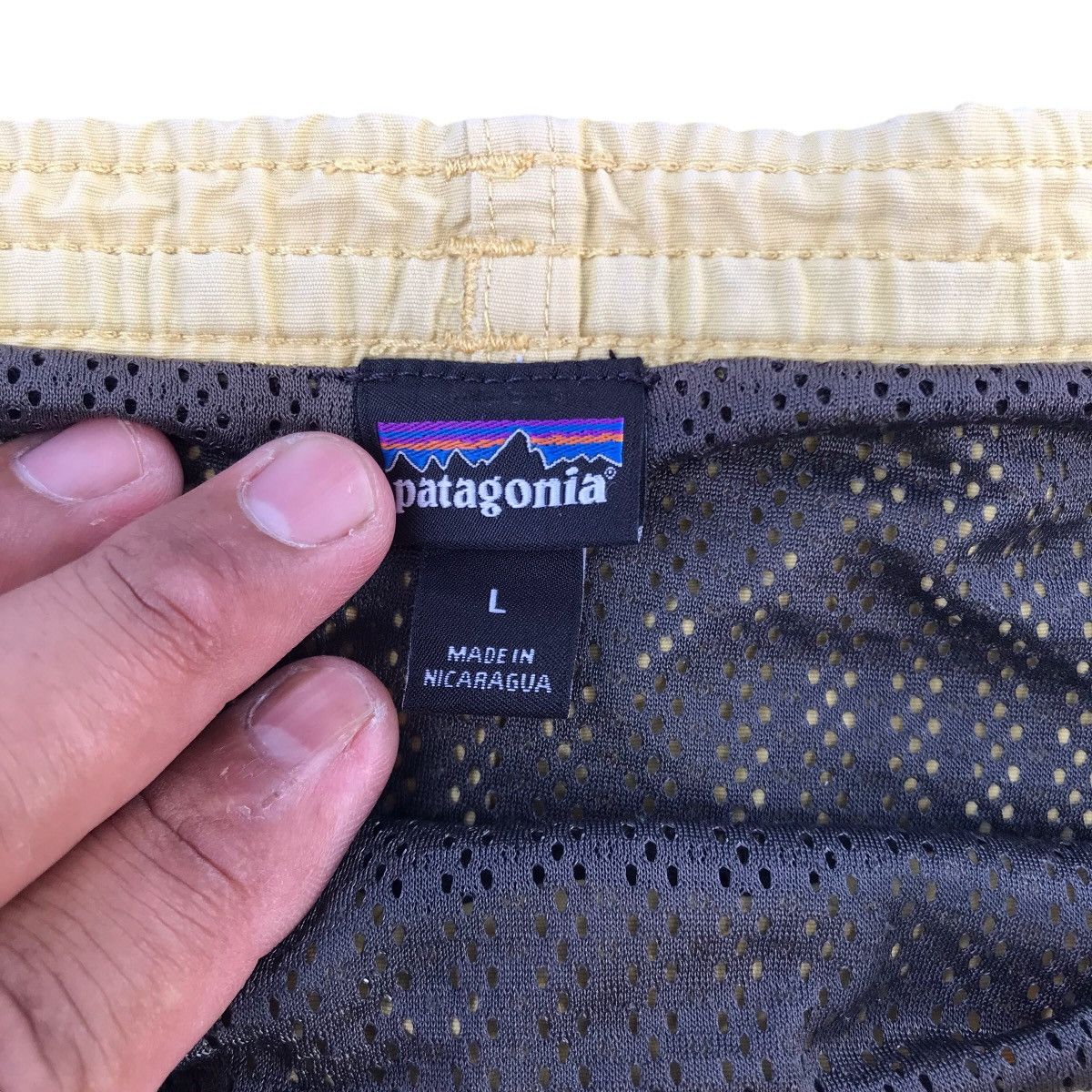 Patagonia Patagonia Short Pants Size 38-40 Size US 38 / EU 54 - 5 Thumbnail