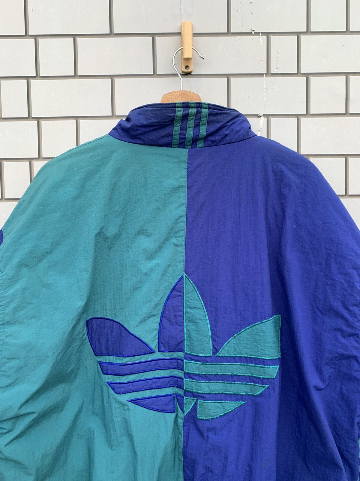Adidas Vintage 90s Adidas Big Logo Oversized Jacket Size US L / EU 52-54 / 3 - 21 Thumbnail