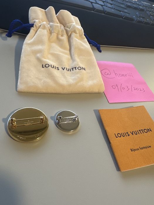 Louis Vuitton Supreme City Badge Set of Brooches