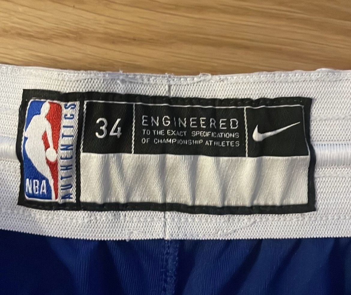 Nike Los Angeles Lakers Nike Classic Edition Swingman Shorts Size US 34 / EU 50 - 2 Thumbnail