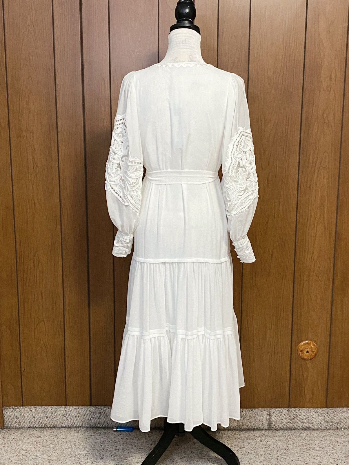 KOBI HALPERIN Kobi Halperin Mira Peasant Midi-Dress size XS Size XS / US 0-2 / IT 36-38 - 13 Thumbnail