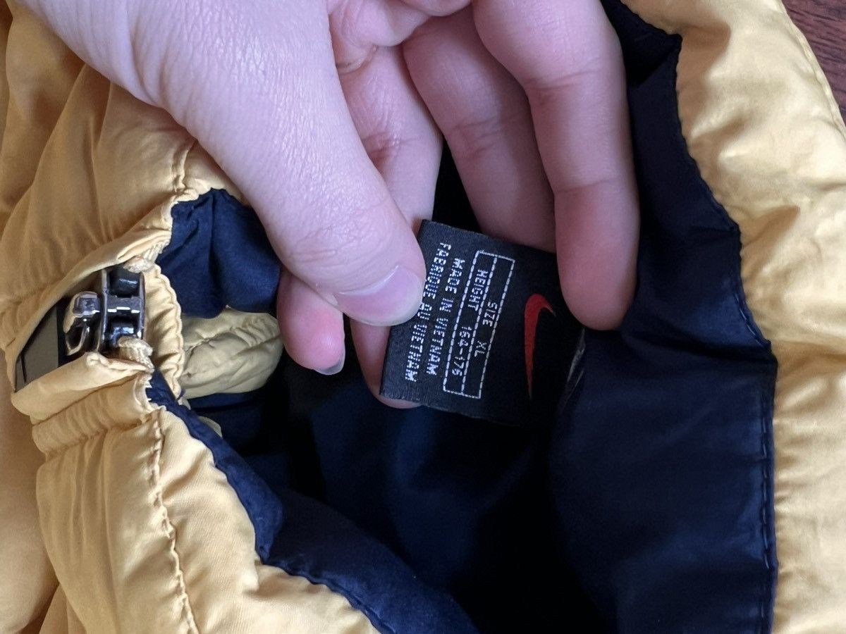Nike Rare Vintage 90s Nike Puffer Jacket Yellow Hype Streetwear Size US M / EU 48-50 / 2 - 7 Thumbnail
