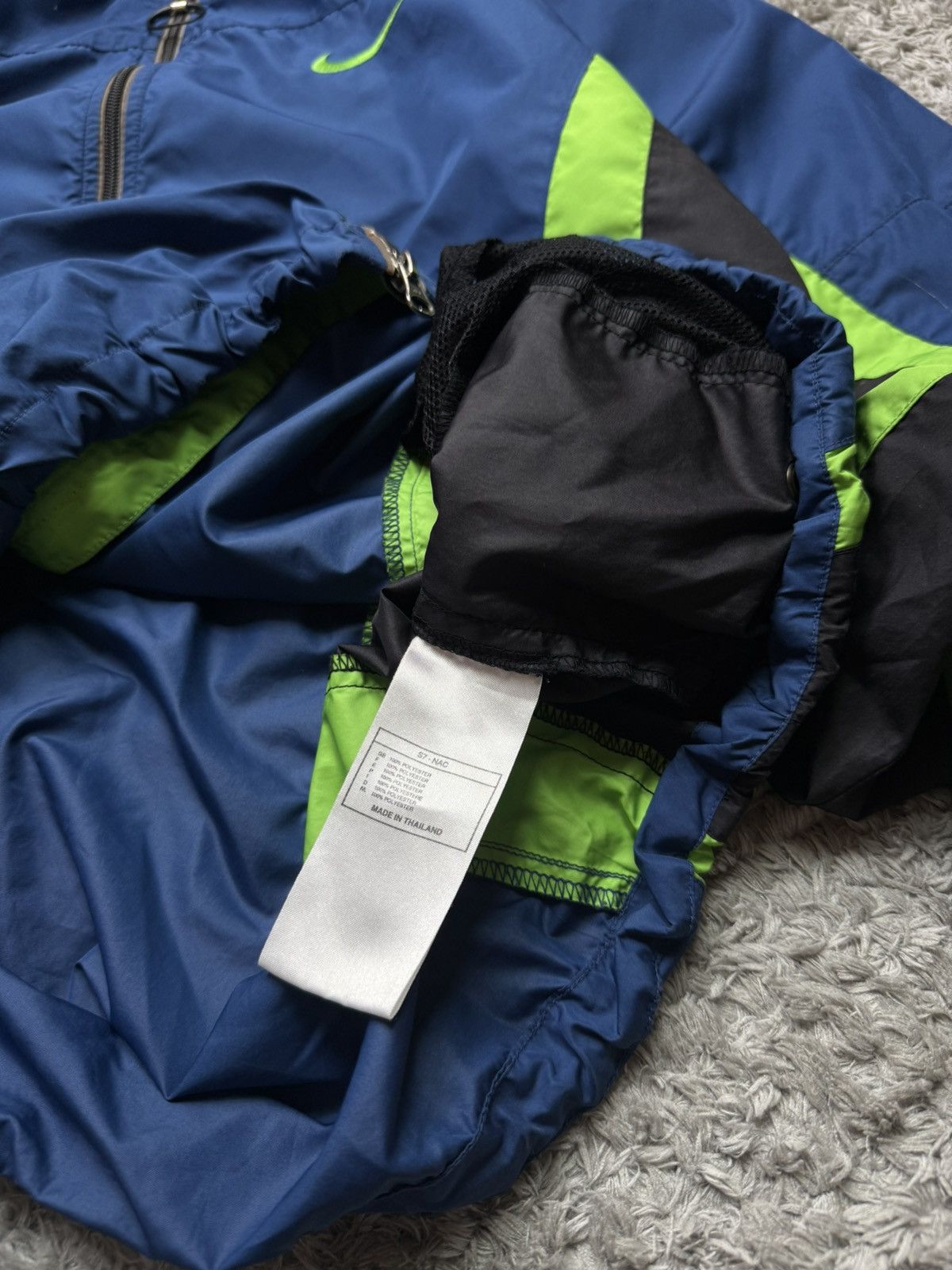 Nike 90s Nike Jacket Vintage Retro Nylon Logo Swoosh Drill Y2K Size US XL / EU 56 / 4 - 9 Thumbnail