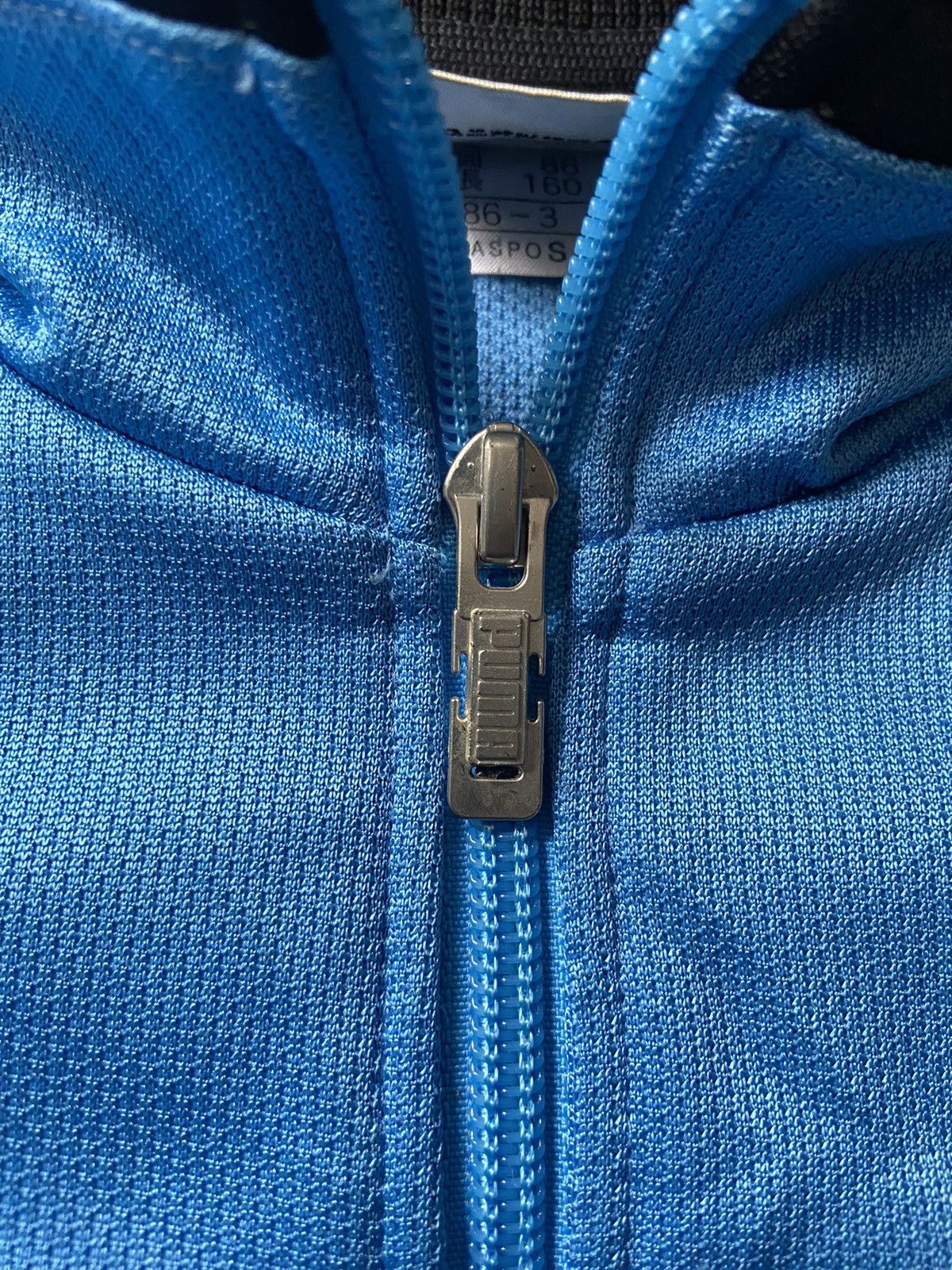Puma ❤️‍🔥RARE❤️‍🔥 Jubilo Iwata tracksuit jacket 90s Size US S / EU 44-46 / 1 - 6 Thumbnail