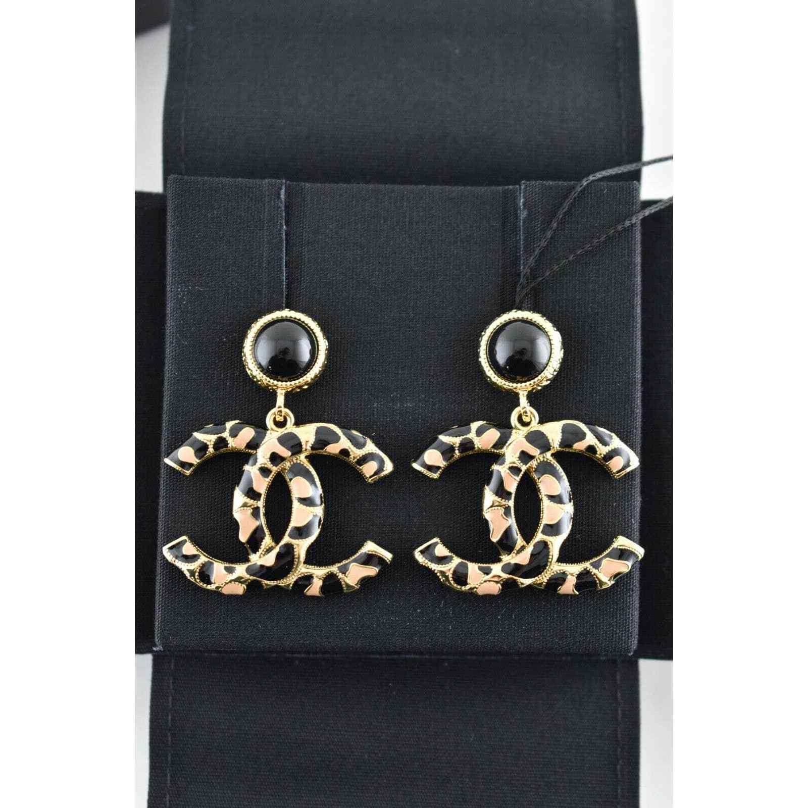 Chanel Chanel Gold Beige Pearl CC Dangle Drop Statement Earring Size ONE SIZE - 3 Thumbnail