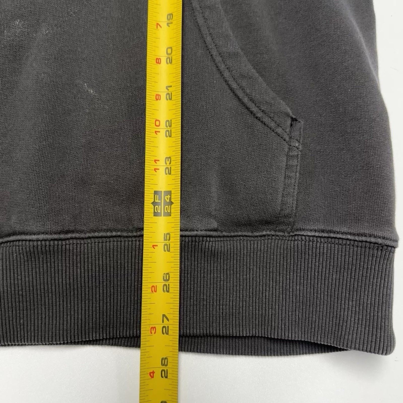 RVCA RVCA Hoodie Sweatshirt Mens Medium Faded Black Surf Skate Size US M / EU 48-50 / 2 - 16 Thumbnail