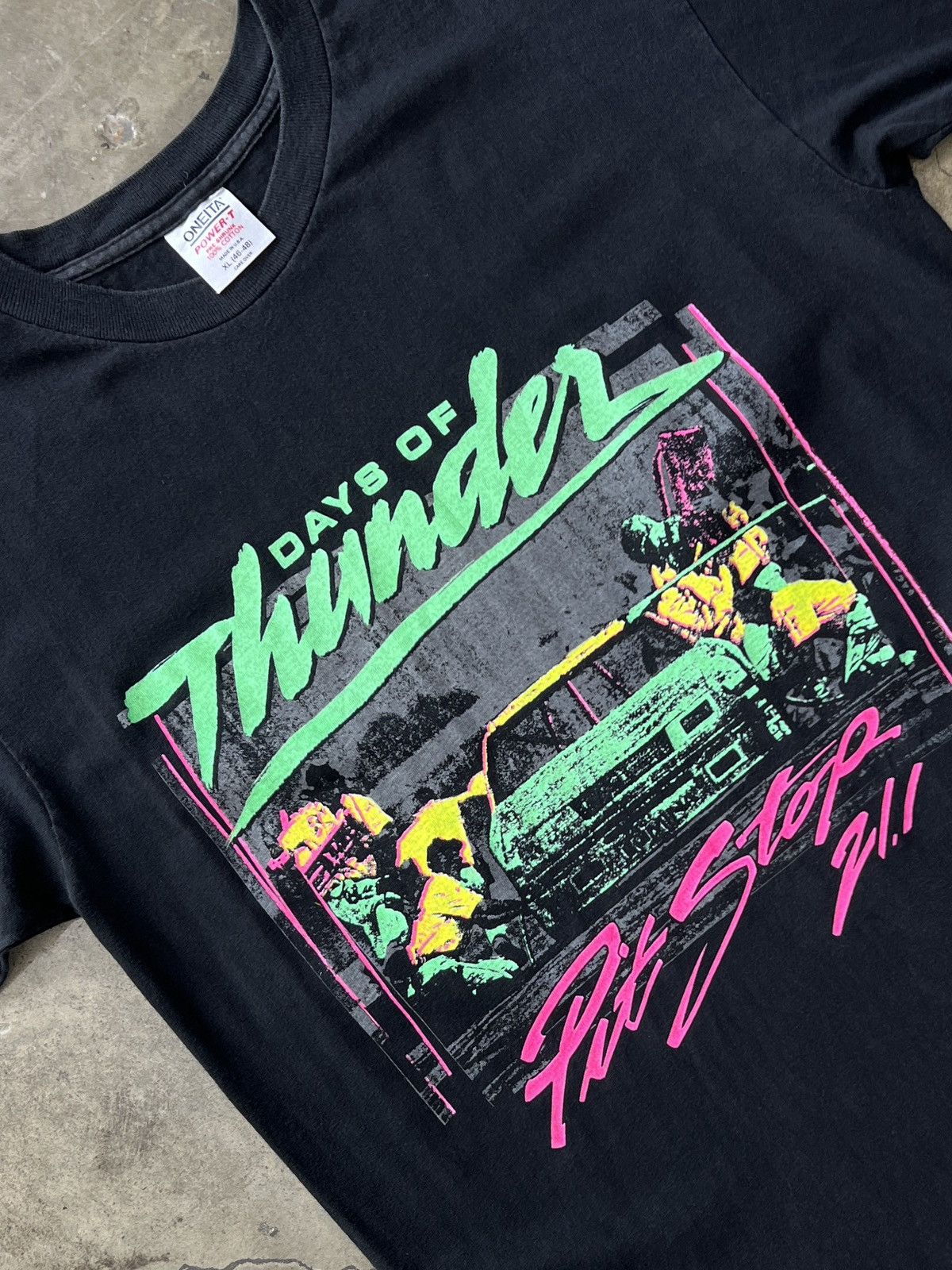 NASCAR Vintage 90s Days of Thunder Pit Crew Movie Racing Tee XL Size US XL / EU 56 / 4 - 1 Thumbnail